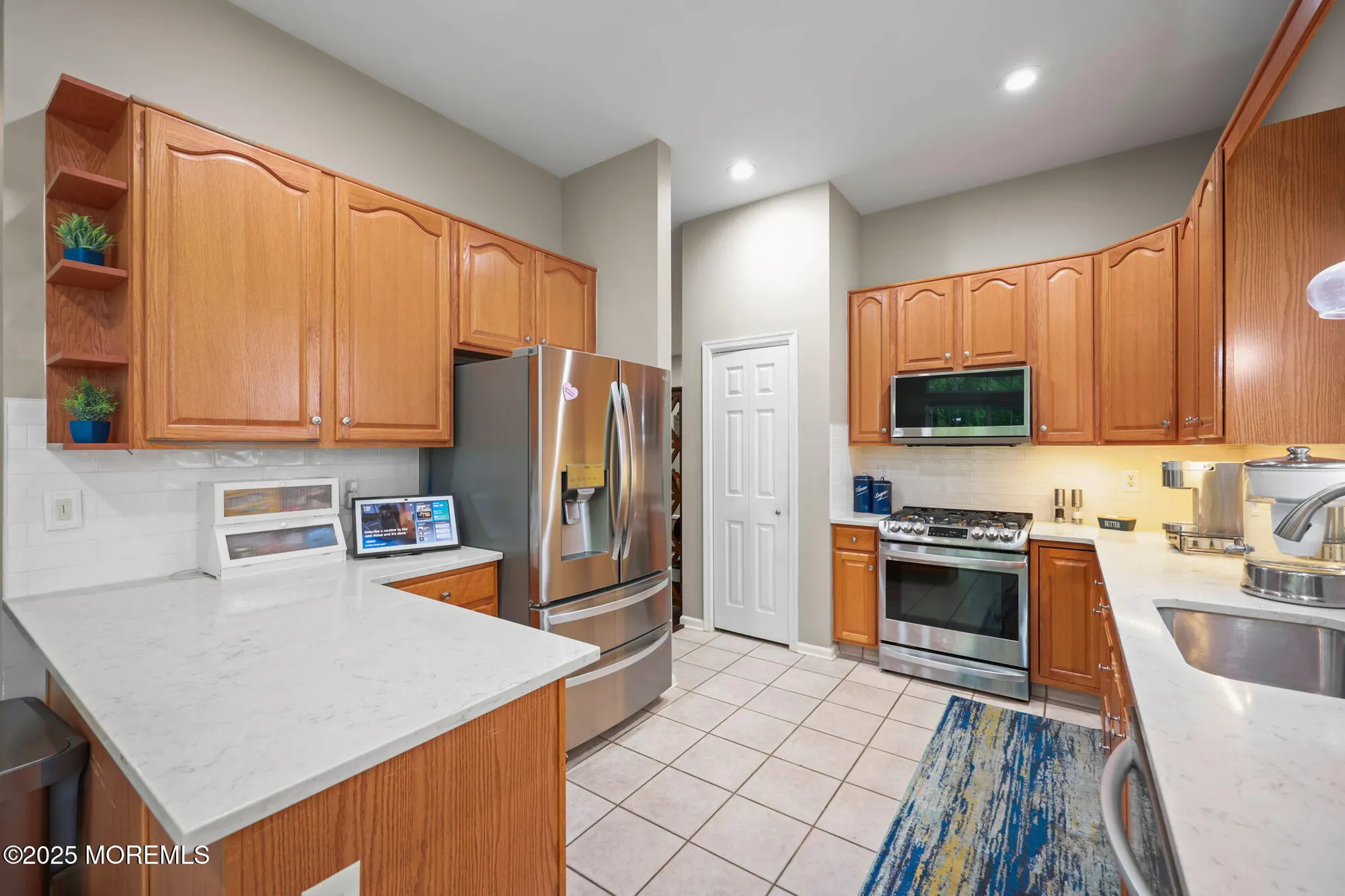 Property Slideshow image 19 of 38 | 22 baltusrol dr, Jackson, NJ, 08527