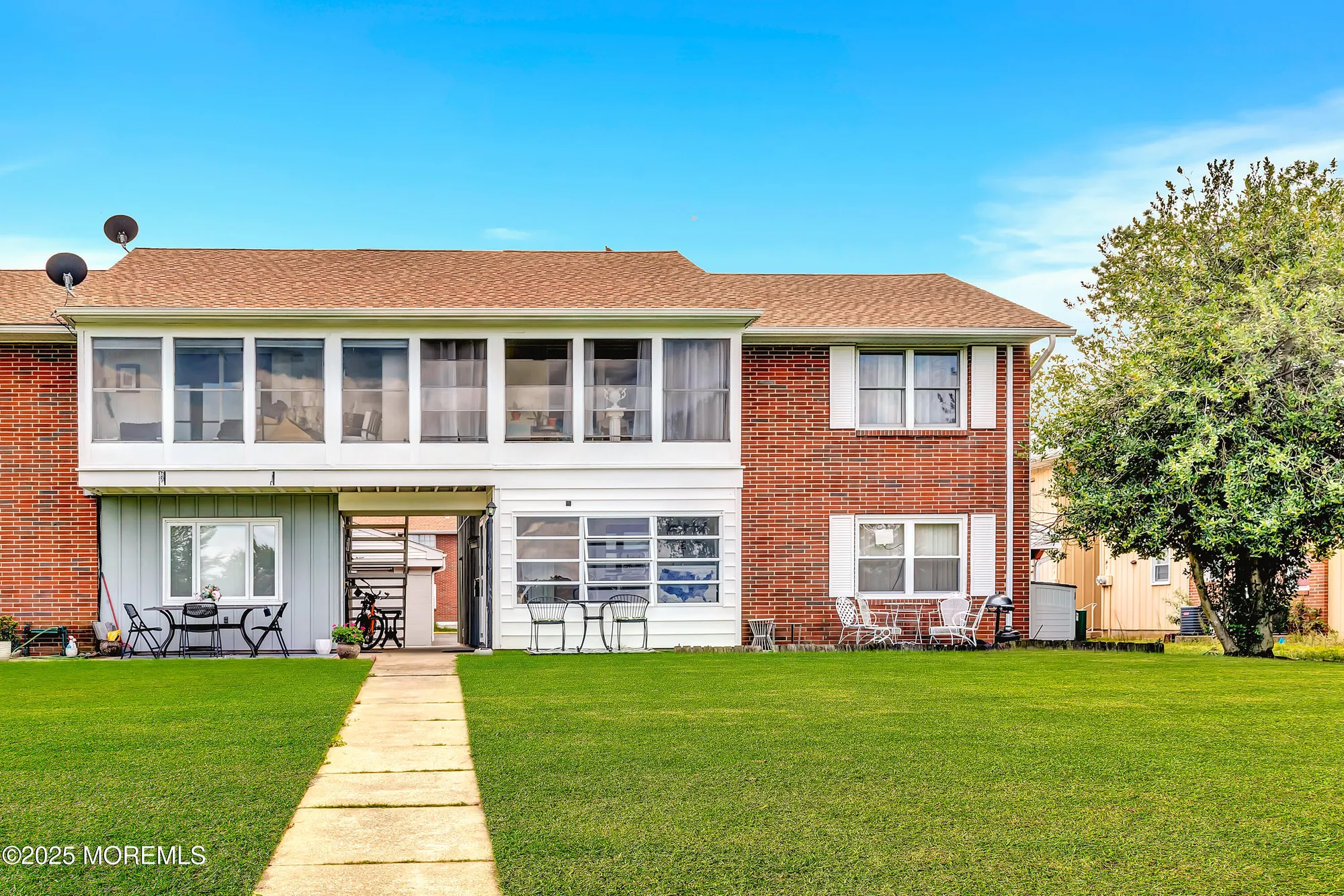 Property Slideshow image 6 of 21 | 39m cambridge ct, Lakewood, NJ, 08701