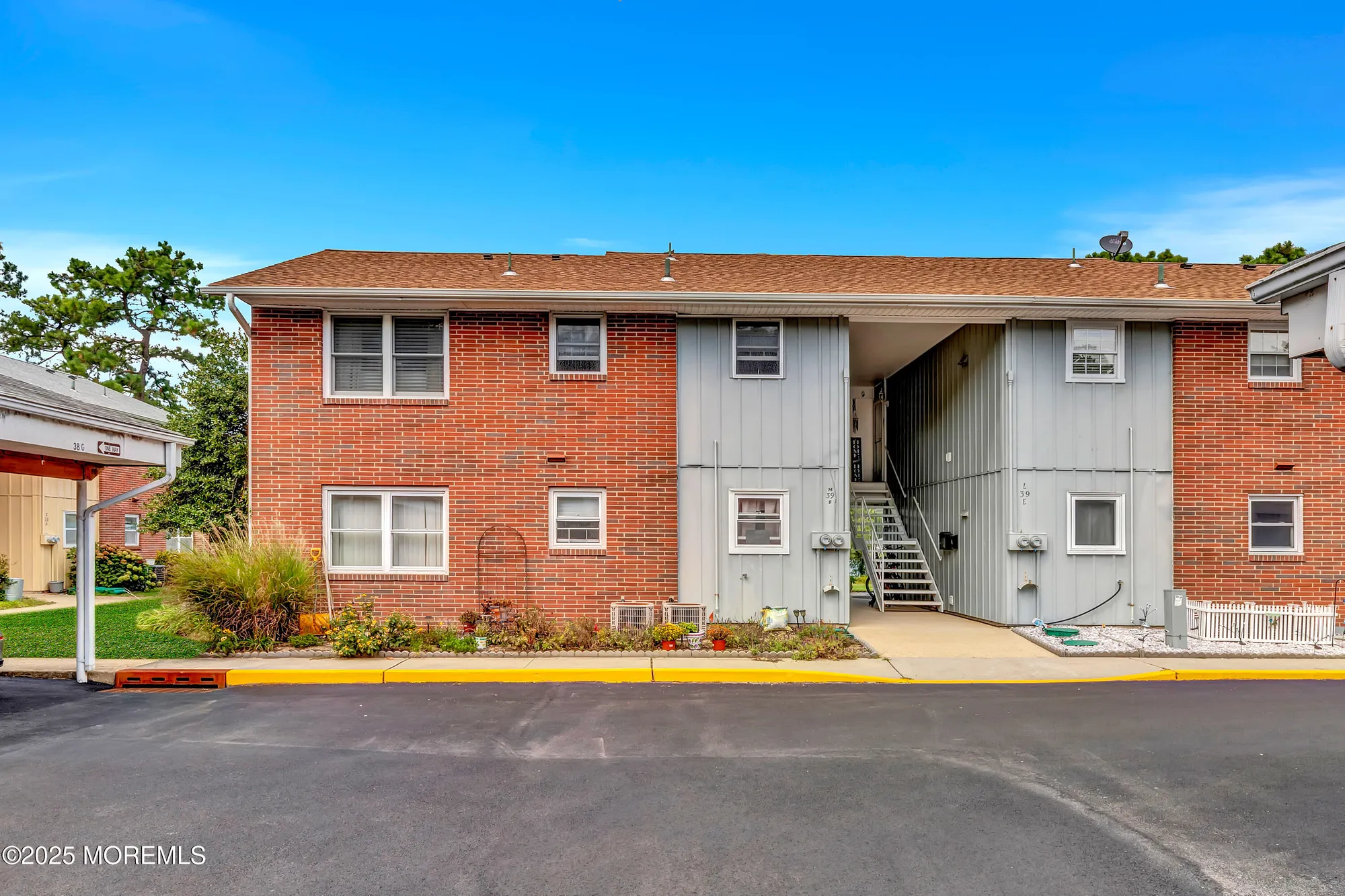 Property Slideshow image 4 of 21 | 39m cambridge ct, Lakewood, NJ, 08701