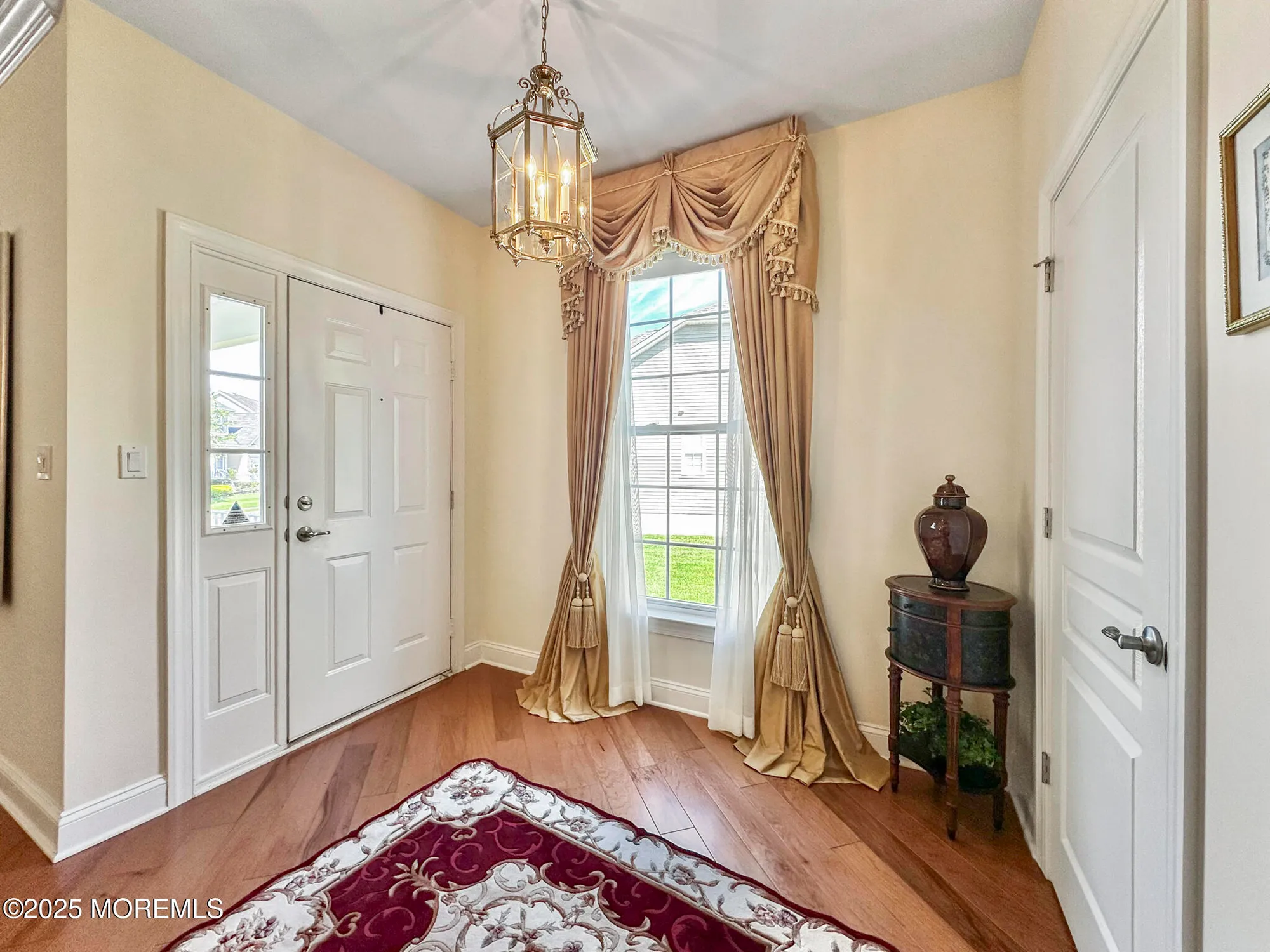 Property Slideshow image 12 of 49 | 142 scarborough way, Marlboro, NJ, 07746