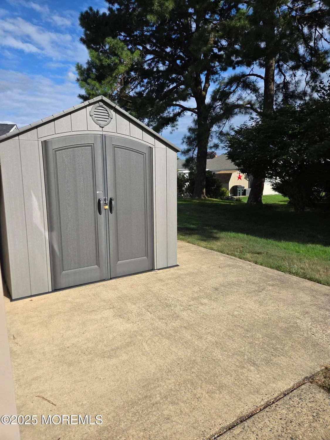 Property Slideshow image 32 of 46 | 7 augusta ct, Toms River, NJ, 08757
