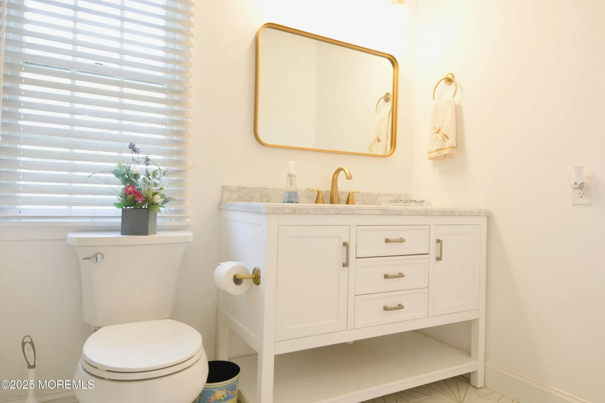 Property Slideshow image 14 of 32 | 1461 burr oak rd, Toms River, NJ, 08755