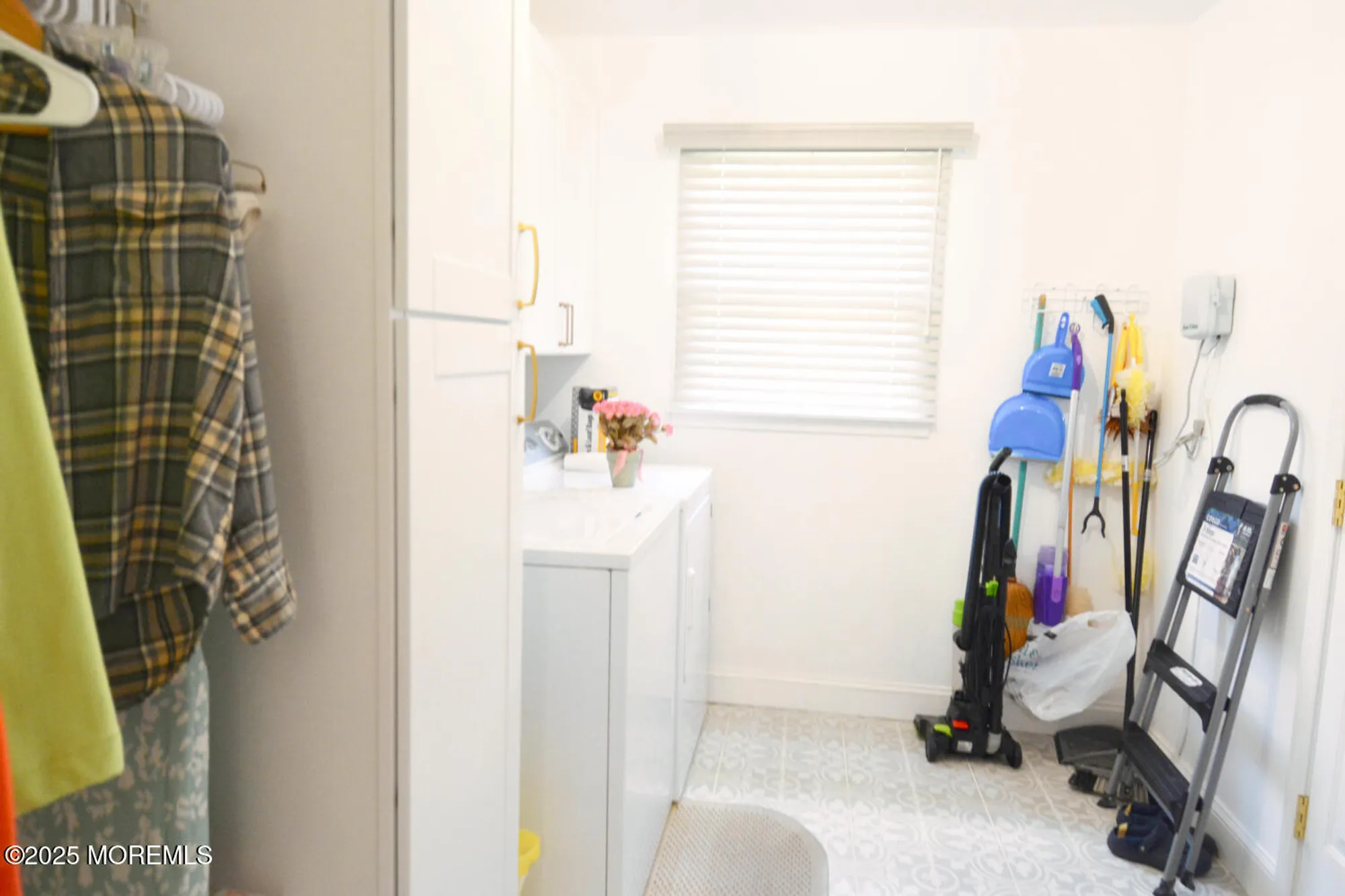 Property Slideshow image 18 of 32 | 1461 burr oak rd, Toms River, NJ, 08755