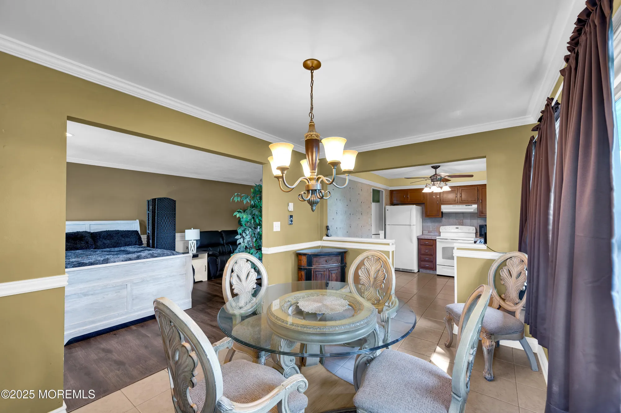 Property Slideshow image 4 of 25 | 6 heywood ct, Brick, NJ, 08724