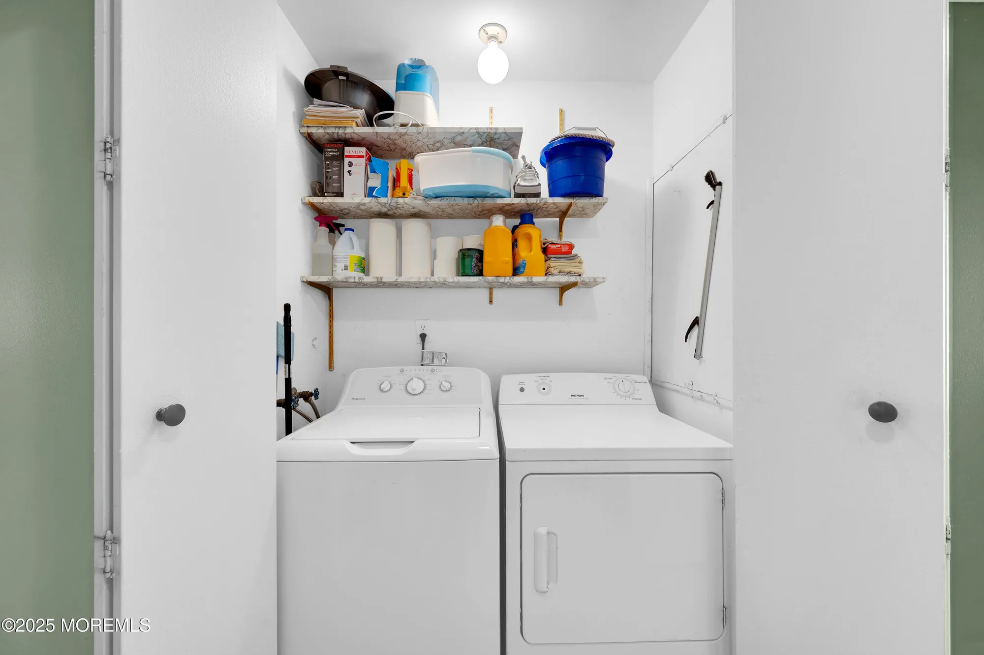 Property Slideshow image 20 of 25 | 6 heywood ct, Brick, NJ, 08724