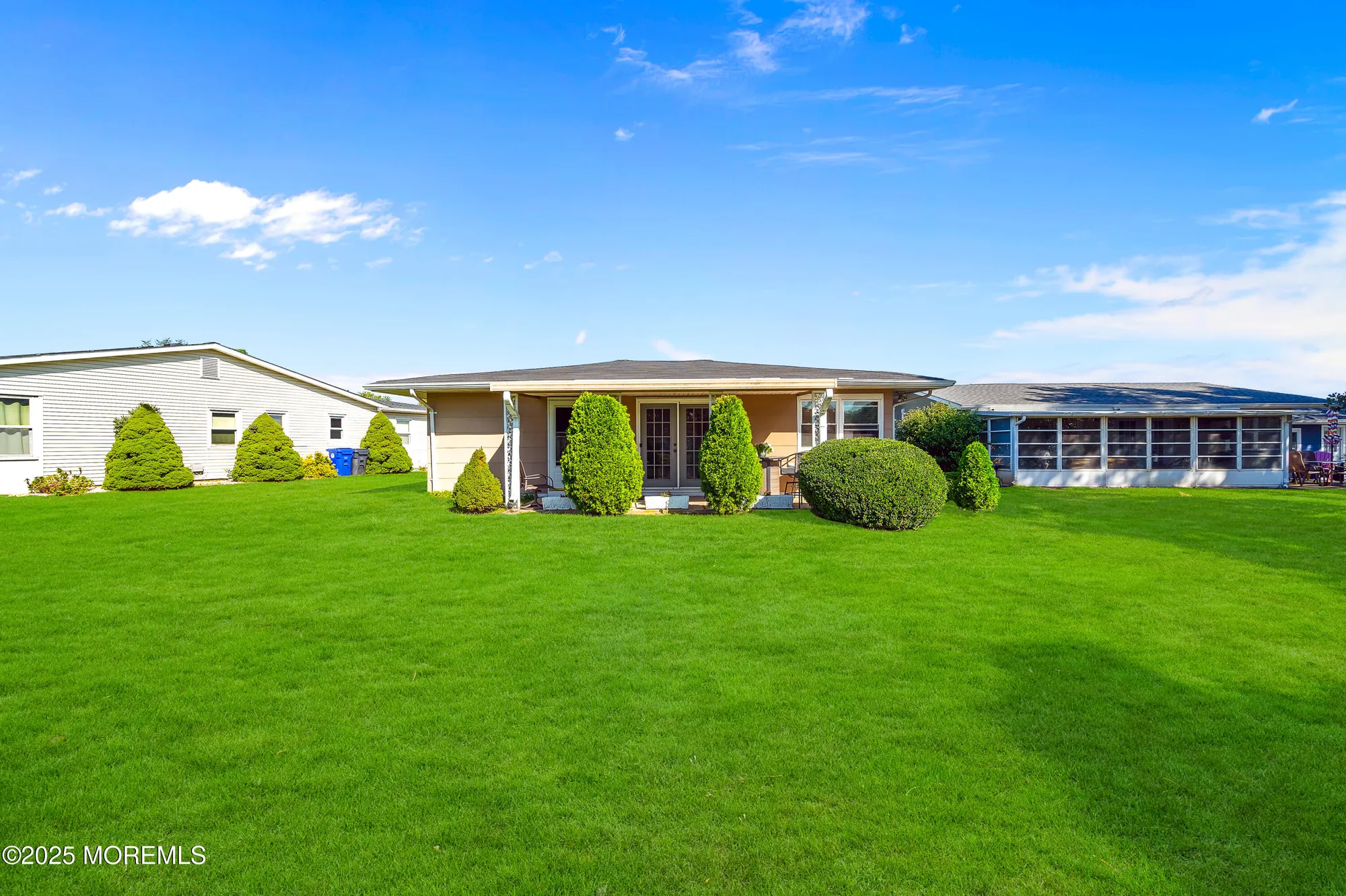 Property Slideshow image 24 of 25 | 6 heywood ct, Brick, NJ, 08724