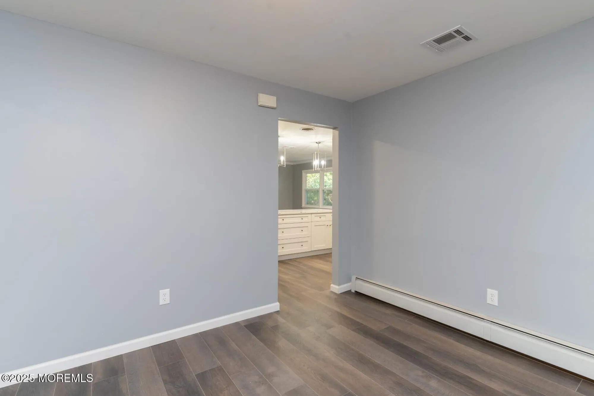 Property Slideshow image 12 of 32 | 23 burlington ct, Toms River, NJ, 08757