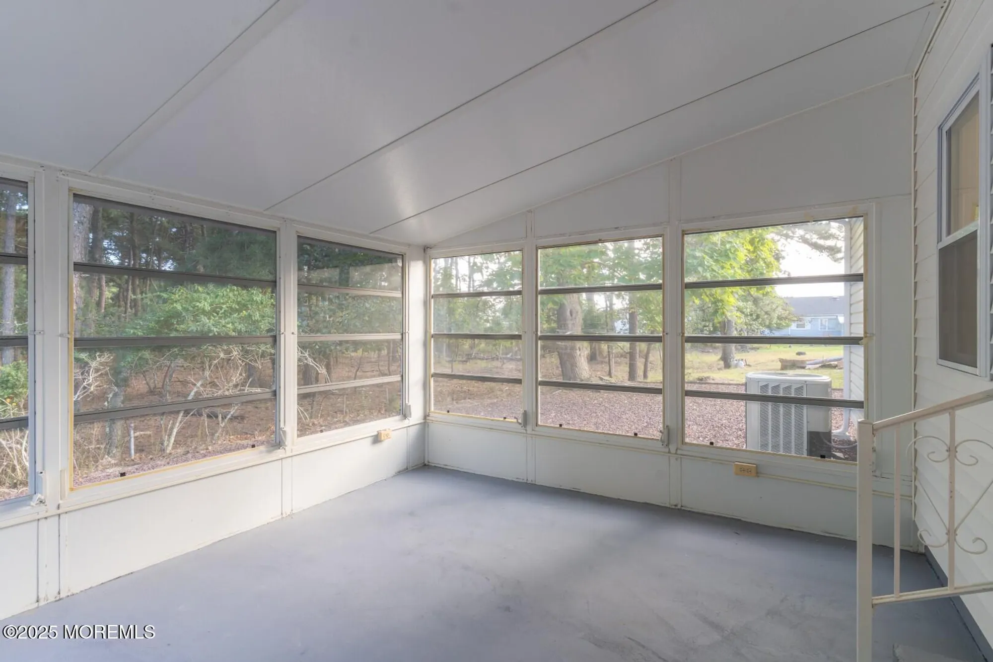 Property Slideshow image 26 of 32 | 23 burlington ct, Toms River, NJ, 08757