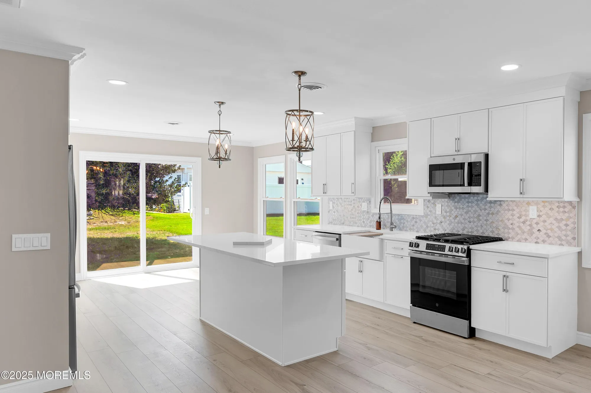 Property Slideshow image 6 of 39 | 9 banning ct, Toms River, NJ, 08757