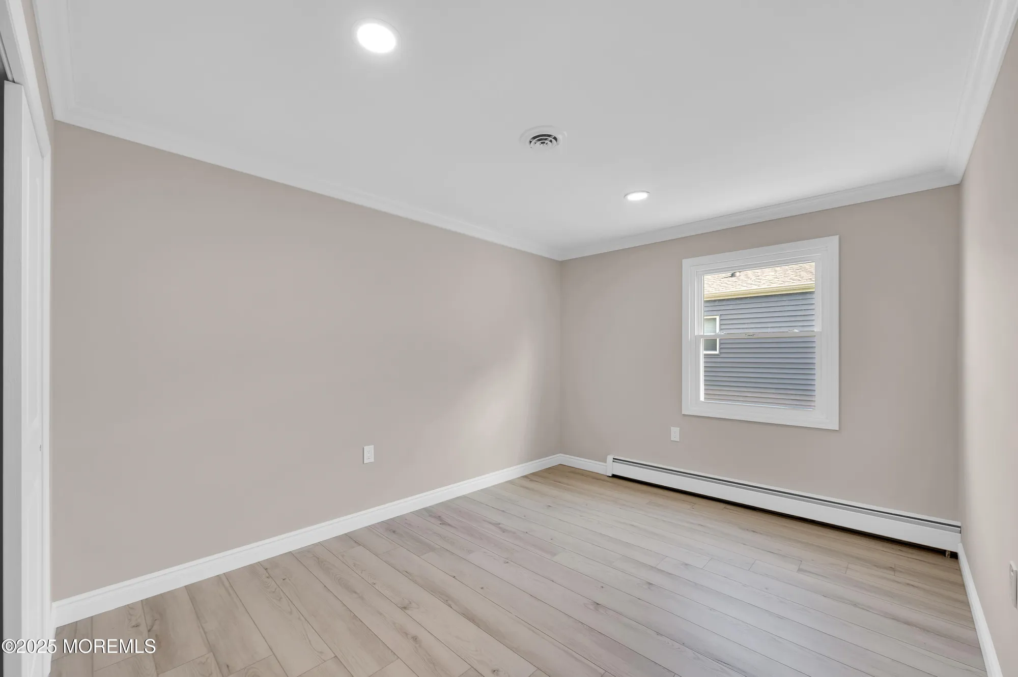 Property Slideshow image 28 of 39 | 9 banning ct, Toms River, NJ, 08757