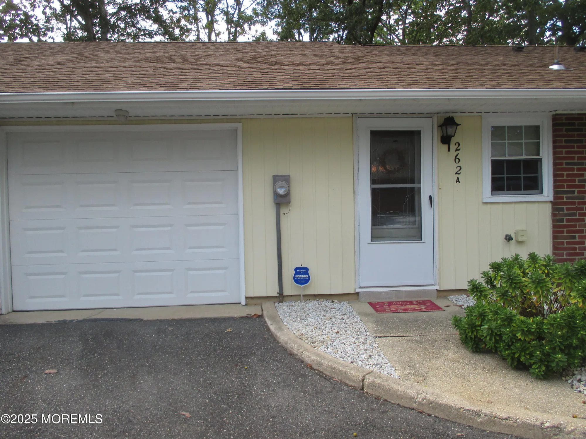 Property Slideshow image 6 of 6 | 262a kingston ct, Lakewood, NJ, 08701