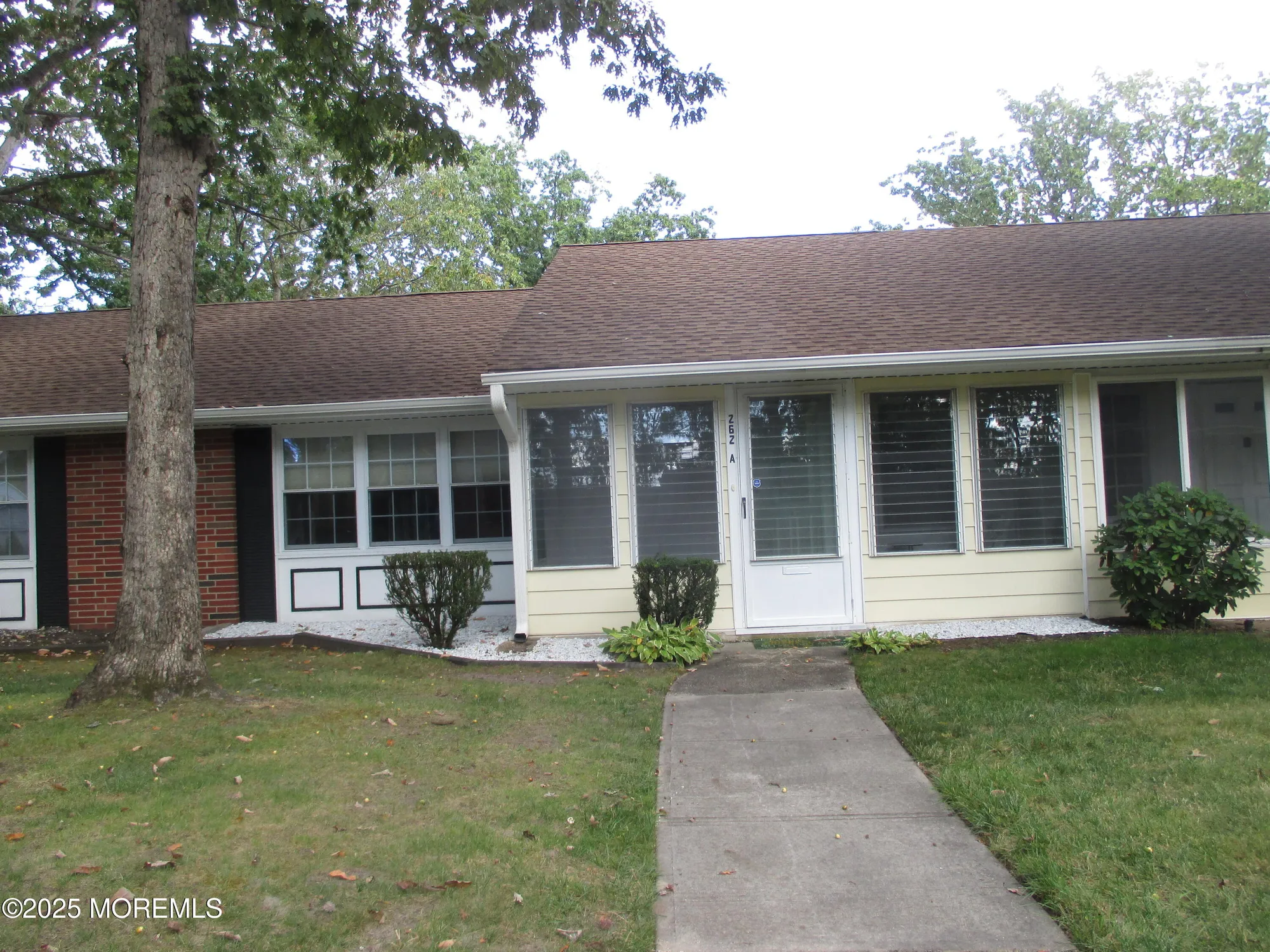 Property Slideshow image 1 of 6 | 262a kingston ct, Lakewood, NJ, 08701