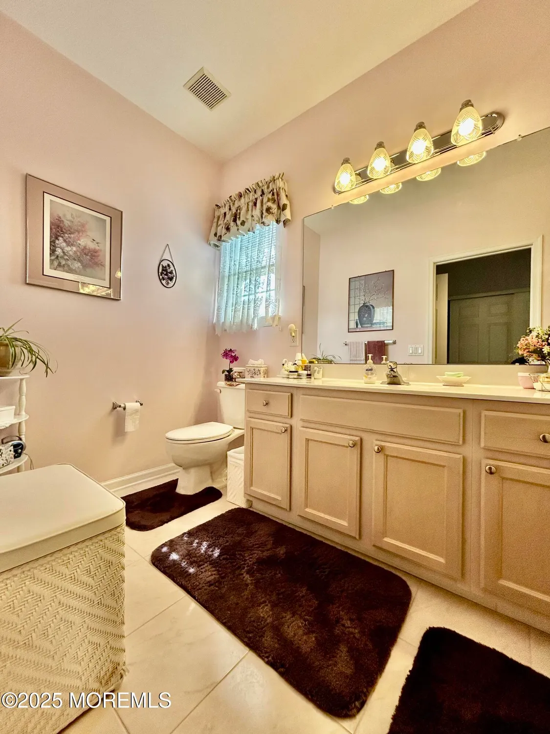 Property Slideshow image 33 of 82 | 14 gascony cir, Manchester, NJ, 08759