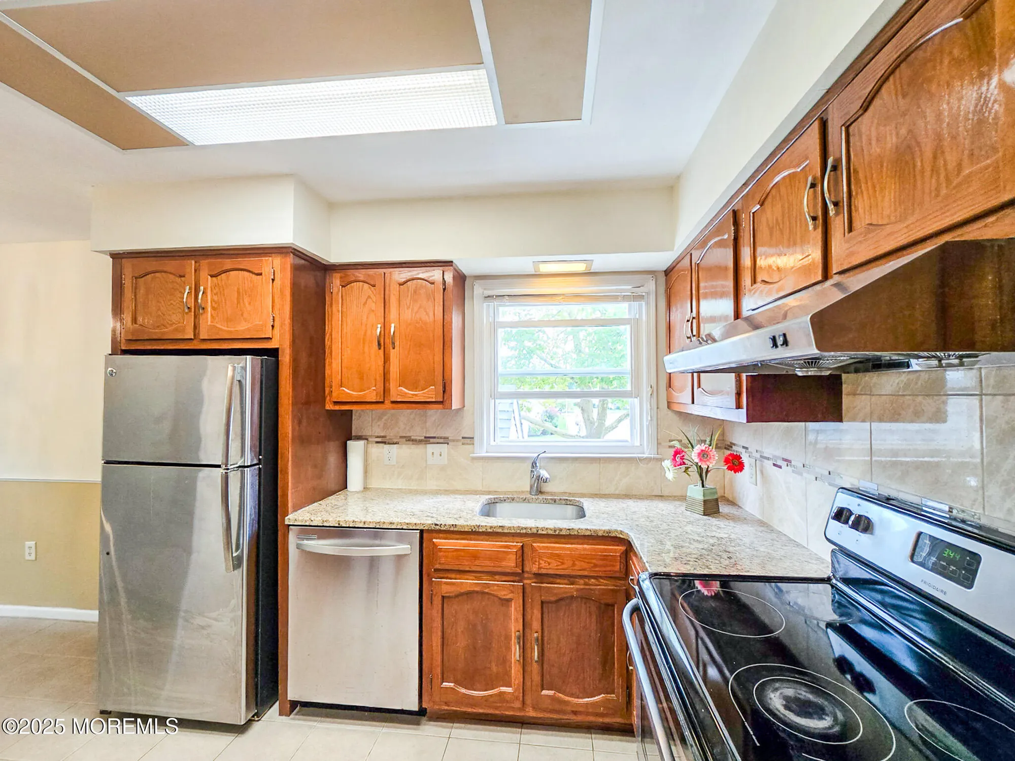 Property Slideshow image 16 of 36 | 374n new bedford ln, Monroe, NJ, 08831
