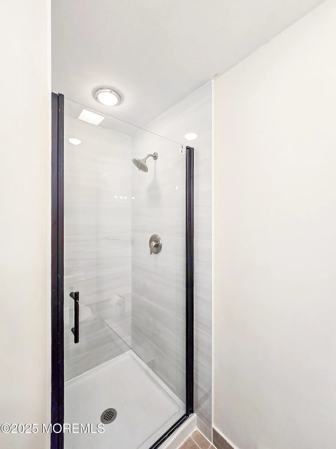 Property Slideshow image 30 of 36 | 374n new bedford ln, Monroe, NJ, 08831