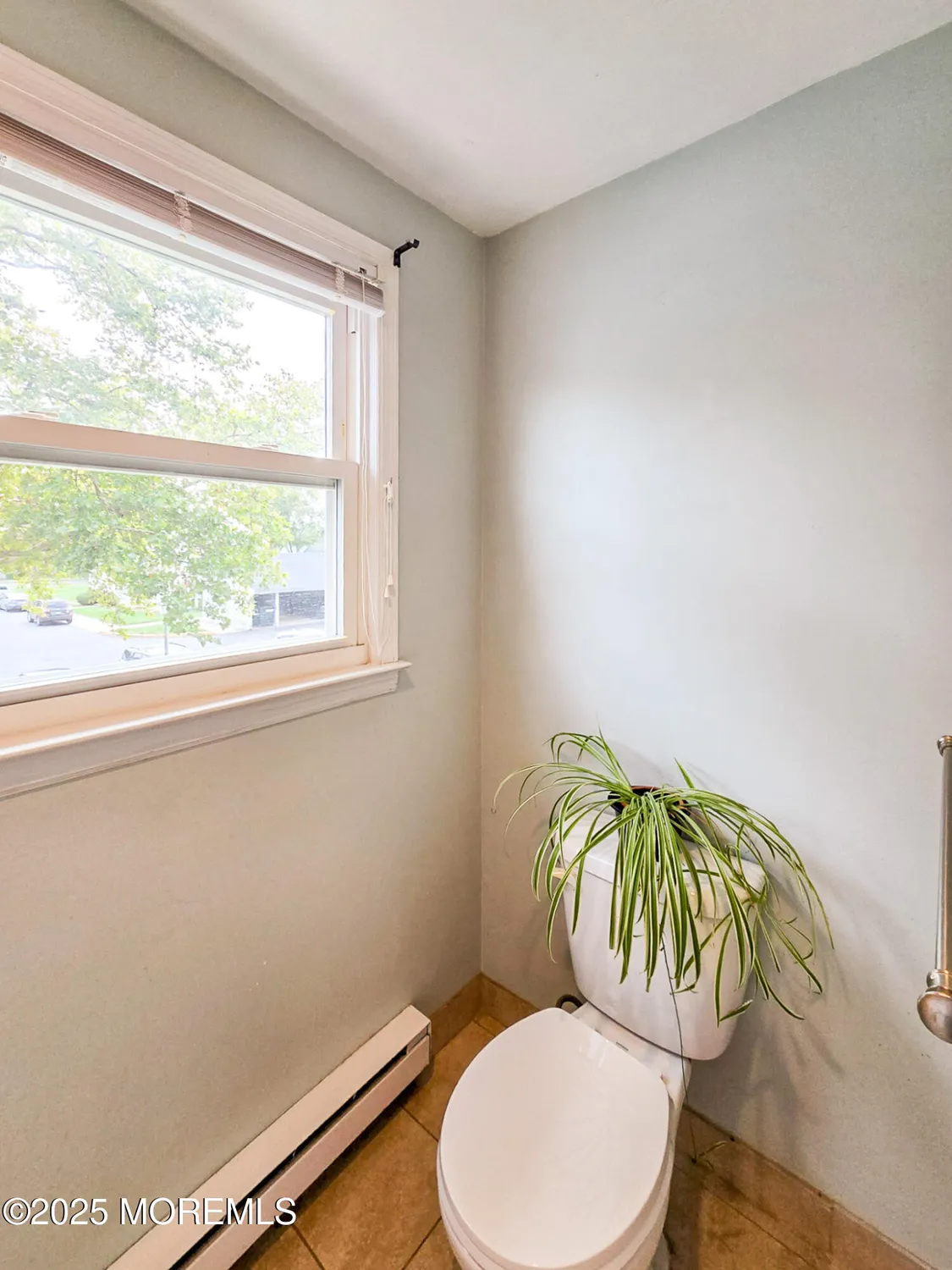 Property Slideshow image 21 of 36 | 374n new bedford ln, Monroe, NJ, 08831