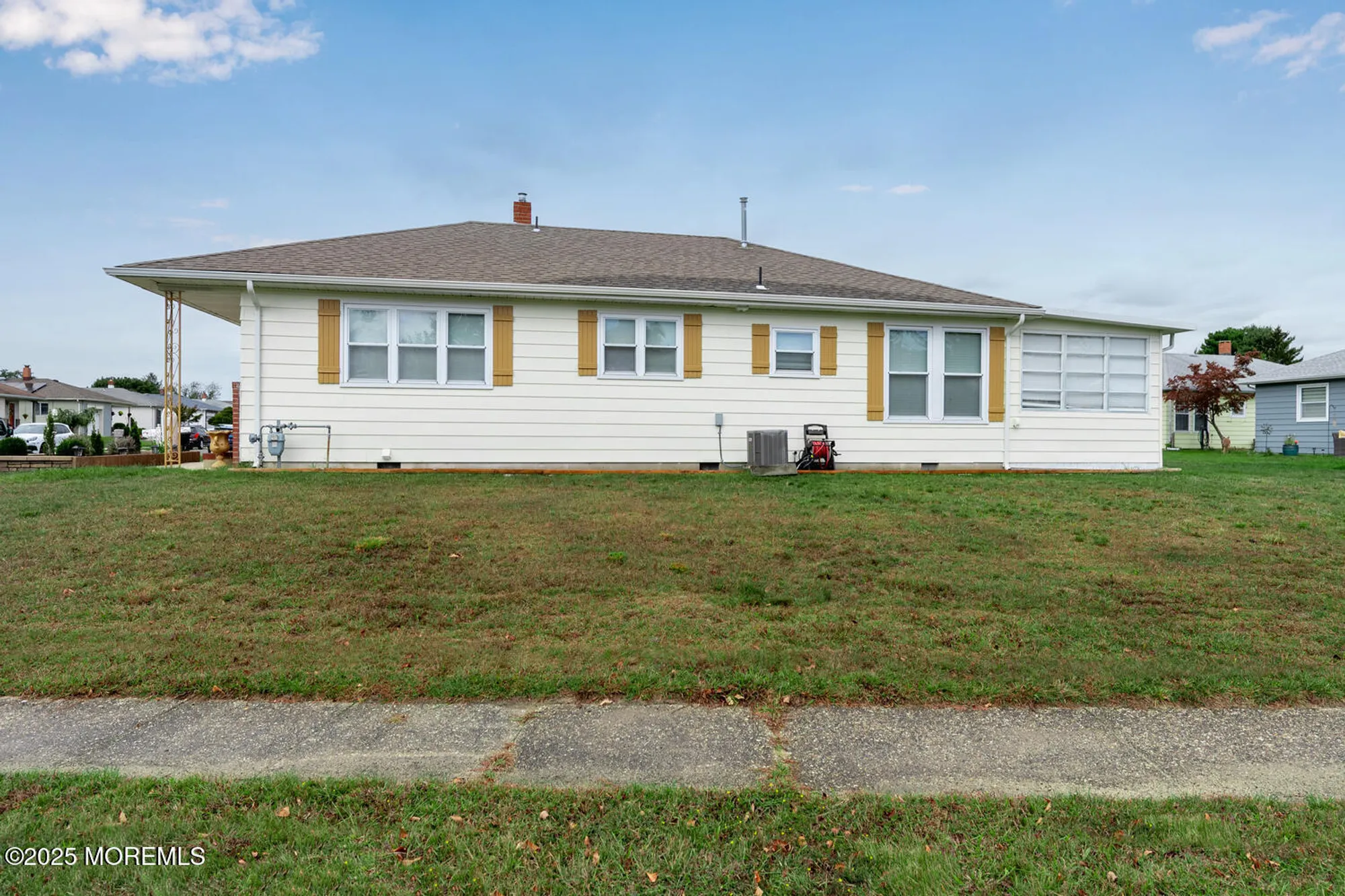 Property Slideshow image 37 of 39 | 2 capri ct, Toms River, NJ, 08757