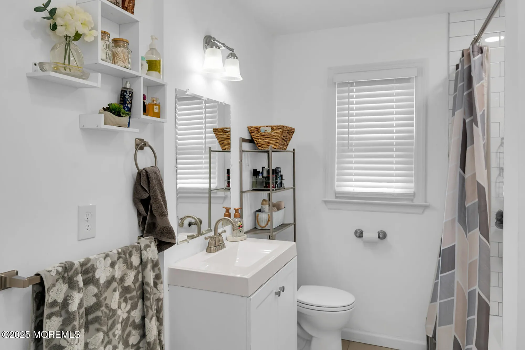 Property Slideshow image 29 of 39 | 2 capri ct, Toms River, NJ, 08757