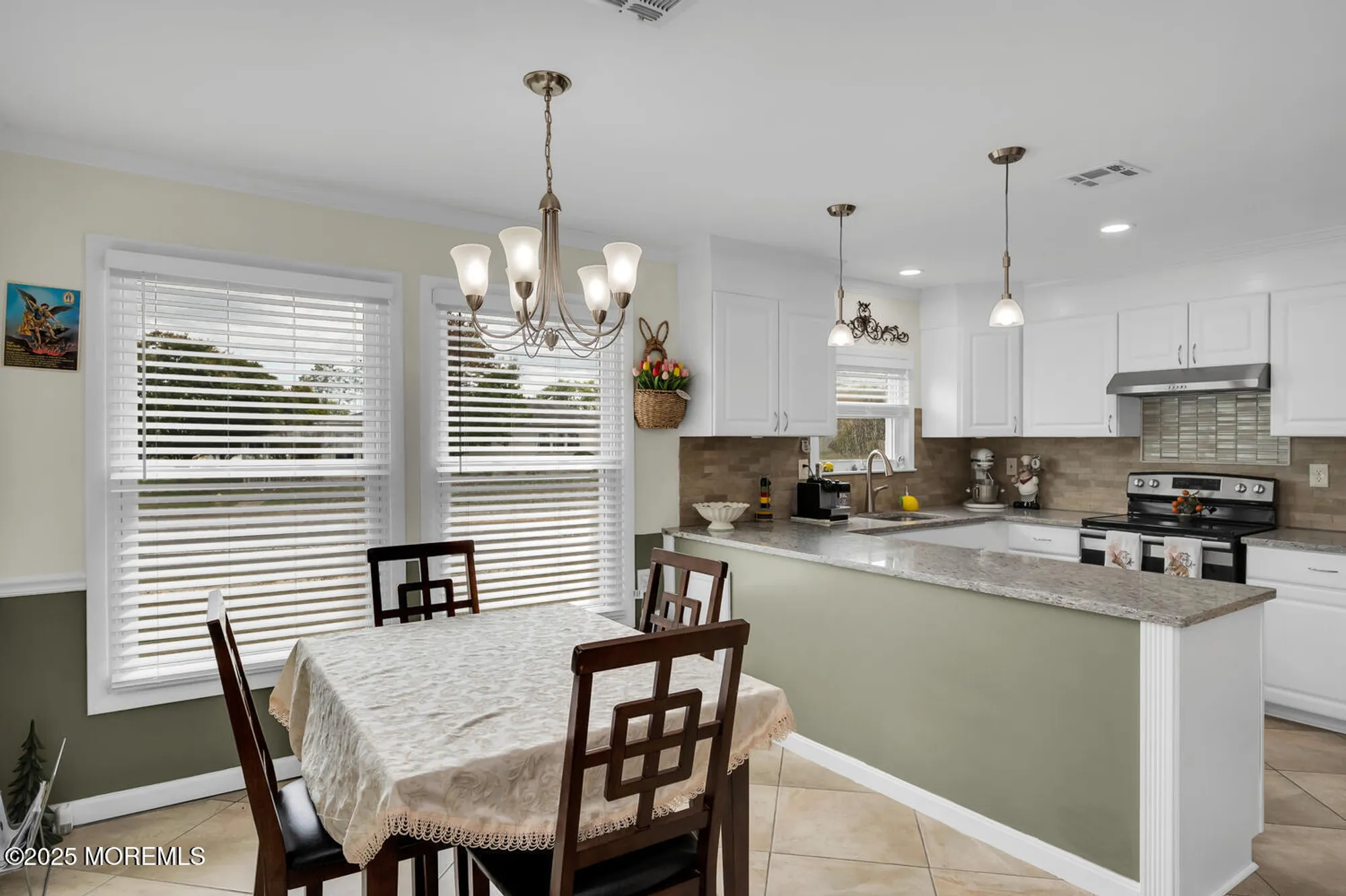 Property Slideshow image 17 of 39 | 2 capri ct, Toms River, NJ, 08757