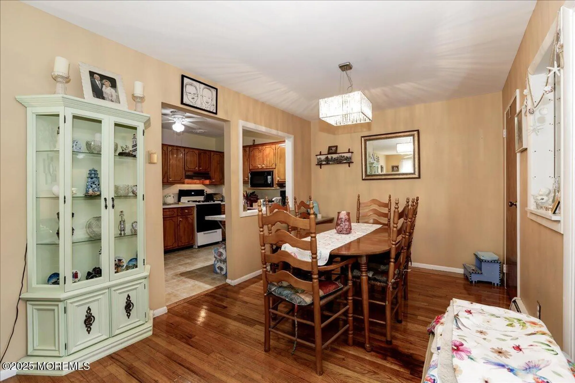 Property Slideshow image 2 of 30 | 9d cardinal st, Manchester, NJ, 08759