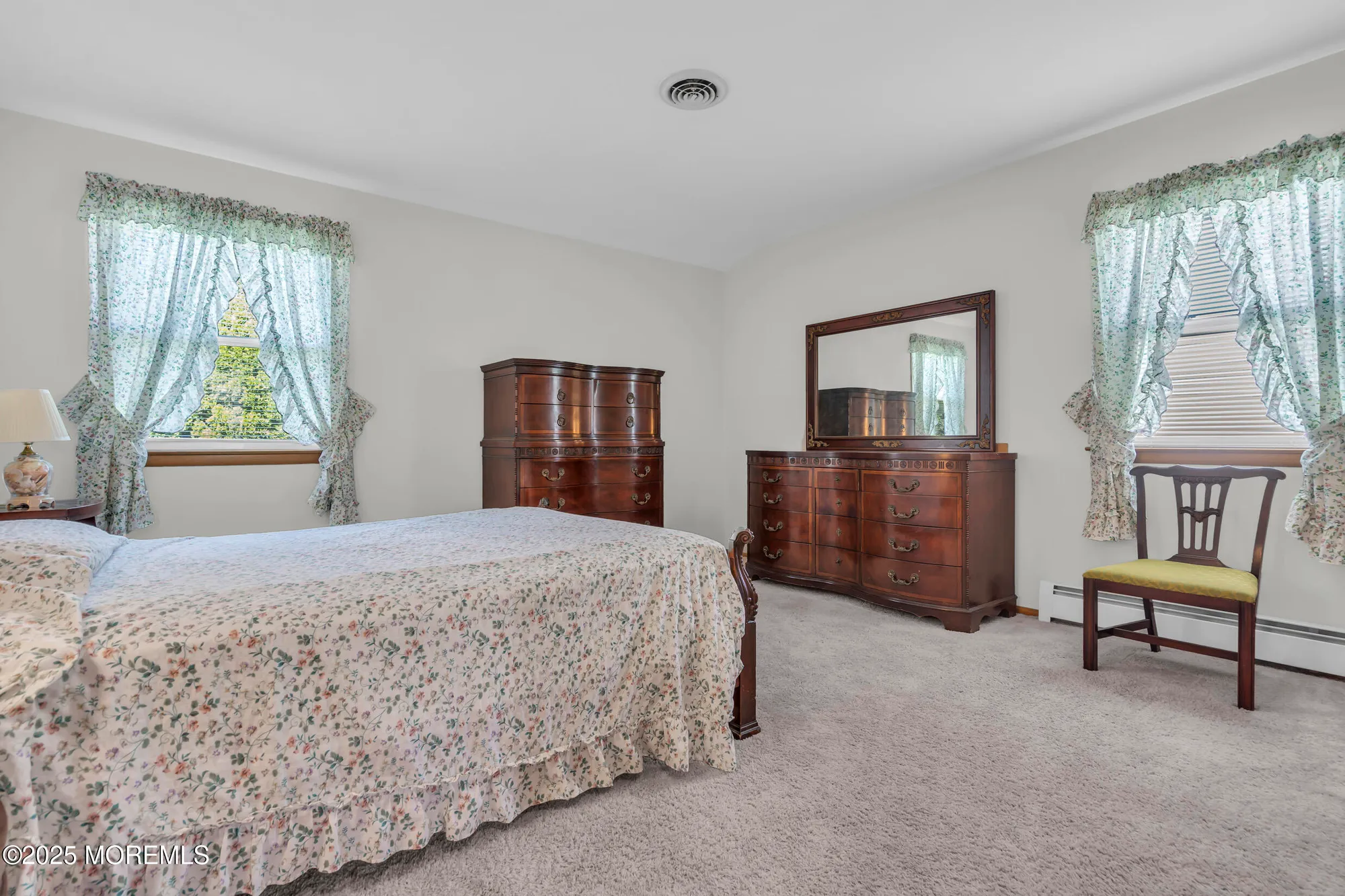 Property Slideshow image 13 of 18 | 162 castleton dr, Toms River, NJ, 08757