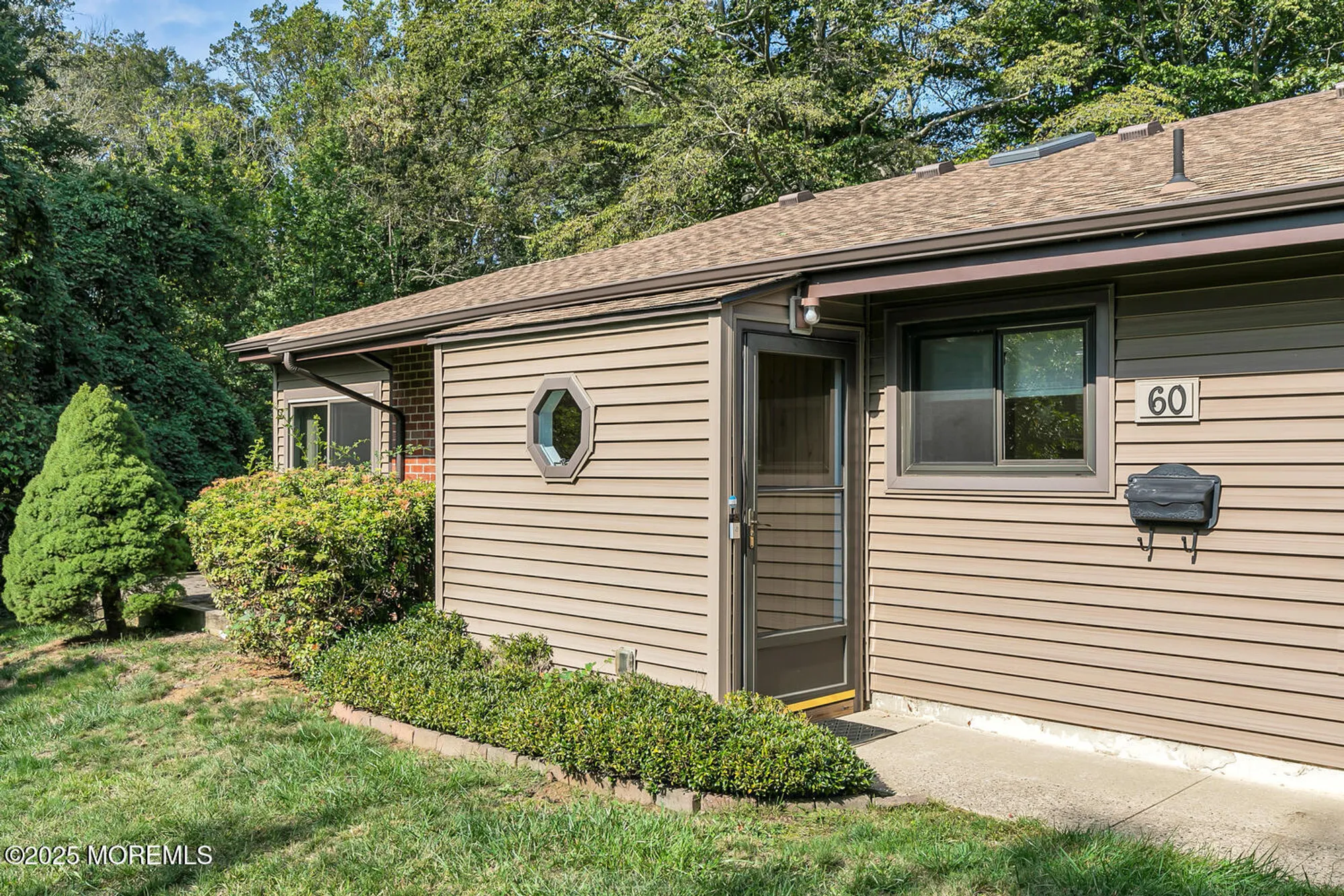 Property Slideshow image 4 of 39 | 60 falmouth ct, Red Bank, NJ, 07701