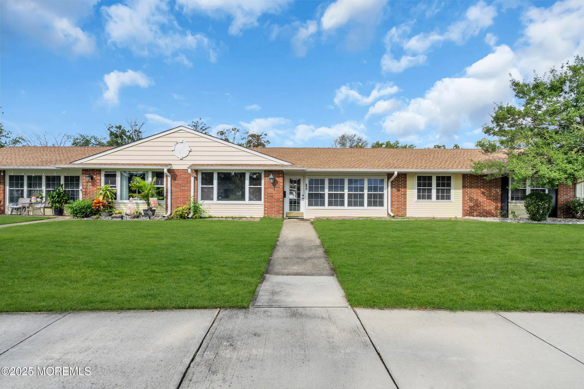 Property Slideshow image 3 of 15 | 295b malvern ct, Lakewood, NJ, 08701