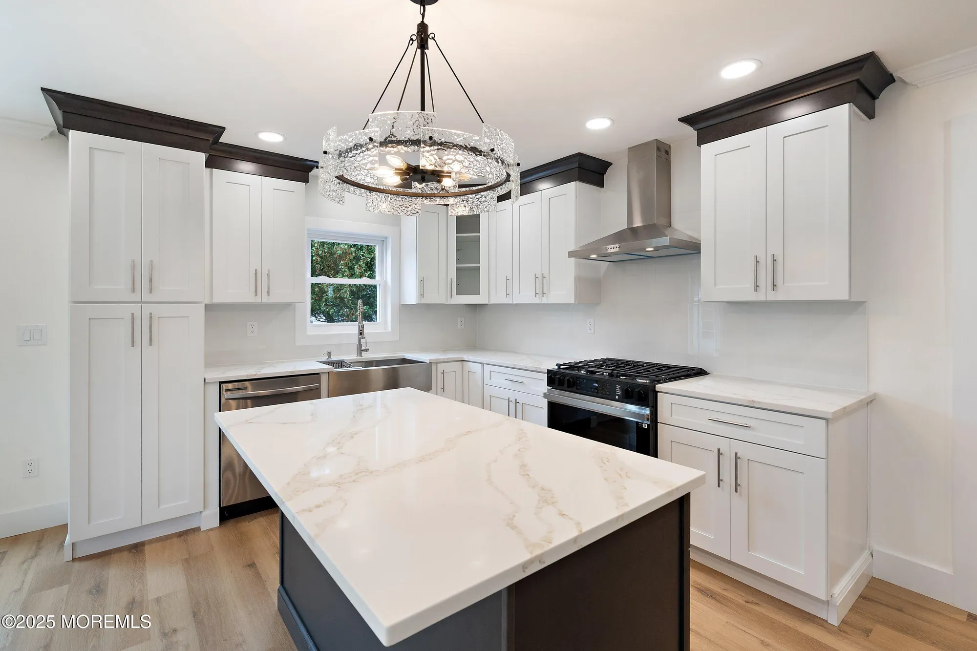 Property Slideshow image 11 of 31 | 119 castleton dr, Toms River, NJ, 08757