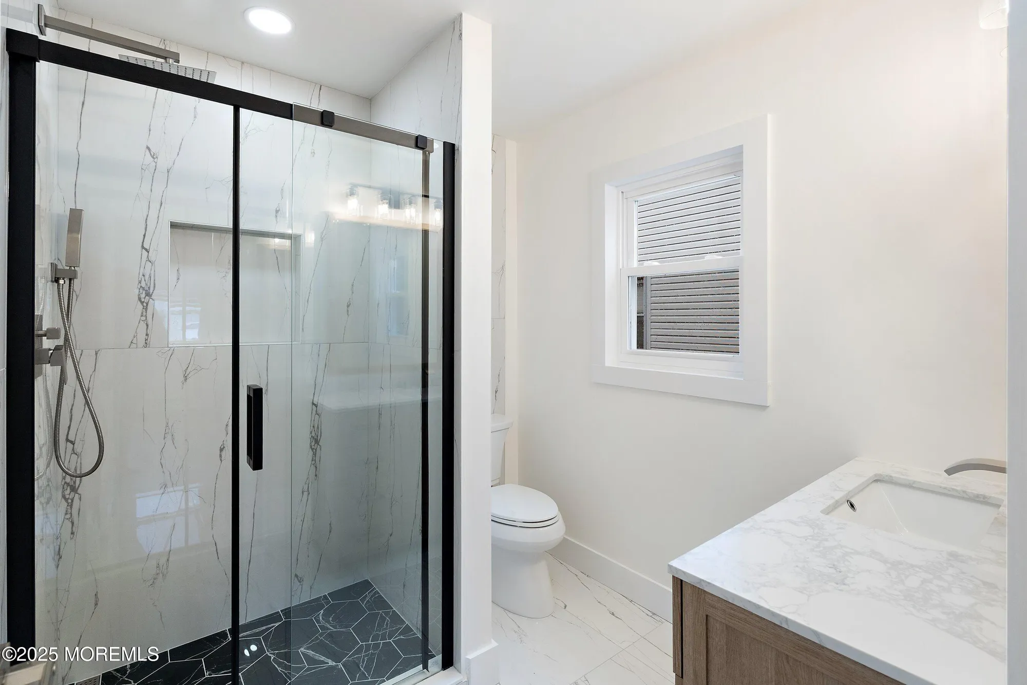 Property Slideshow image 17 of 31 | 119 castleton dr, Toms River, NJ, 08757