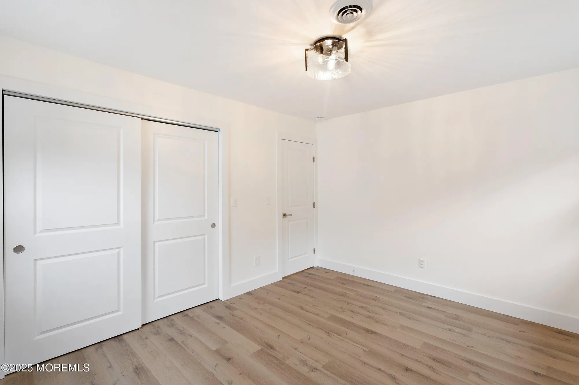 Property Slideshow image 20 of 31 | 119 castleton dr, Toms River, NJ, 08757