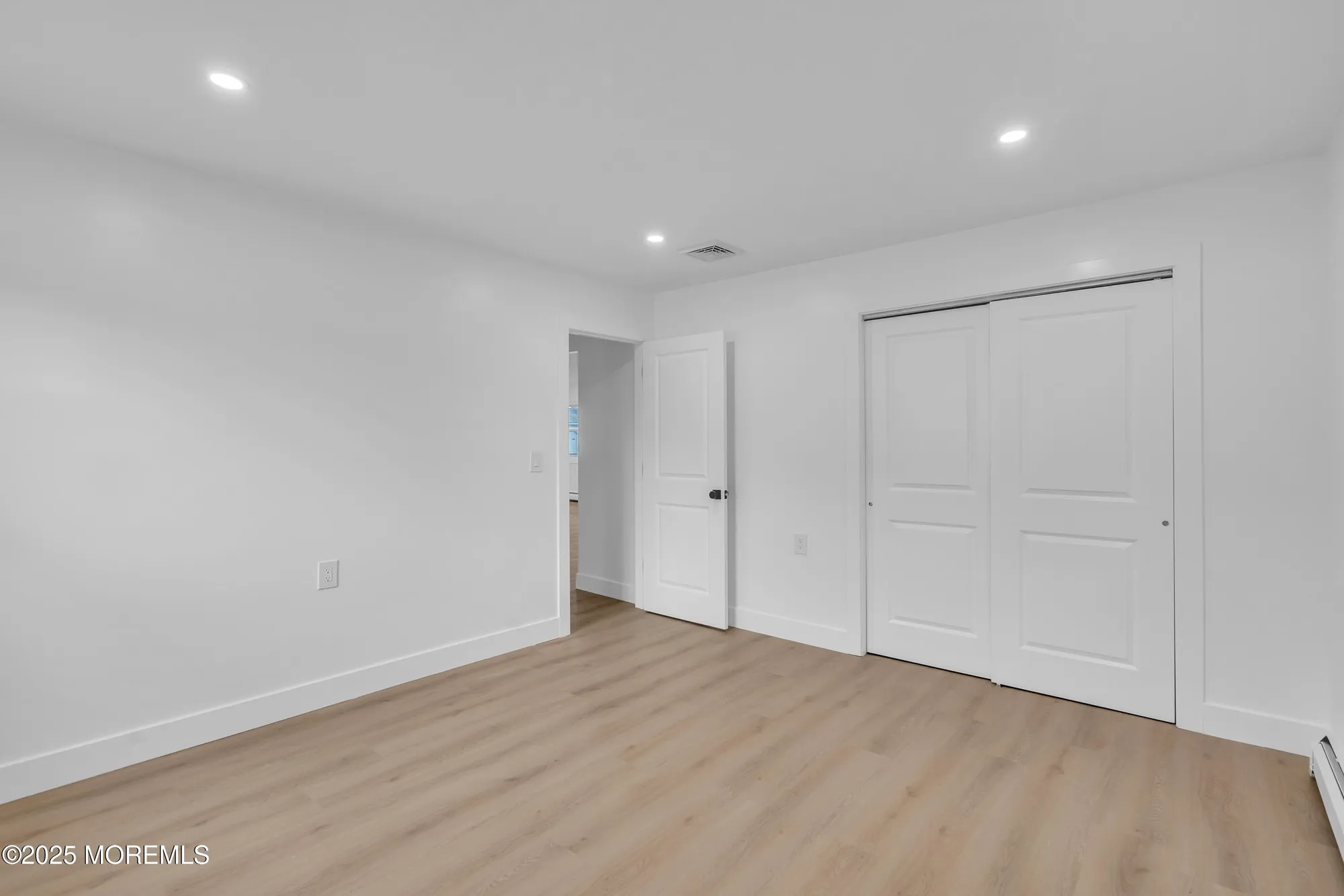 Property Slideshow image 12 of 34 | 332 curacao st, Toms River, NJ, 08757