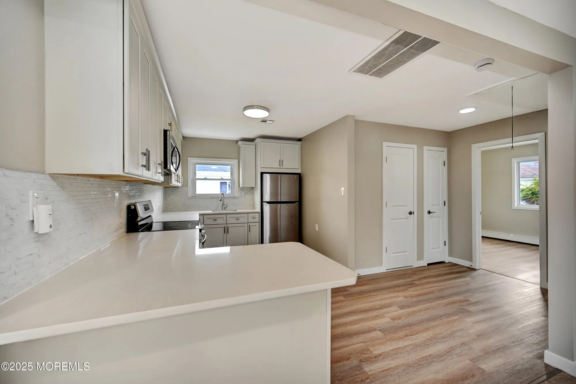 Property Slideshow image 13 of 31 | 343 barbados dr, Toms River, NJ, 08757