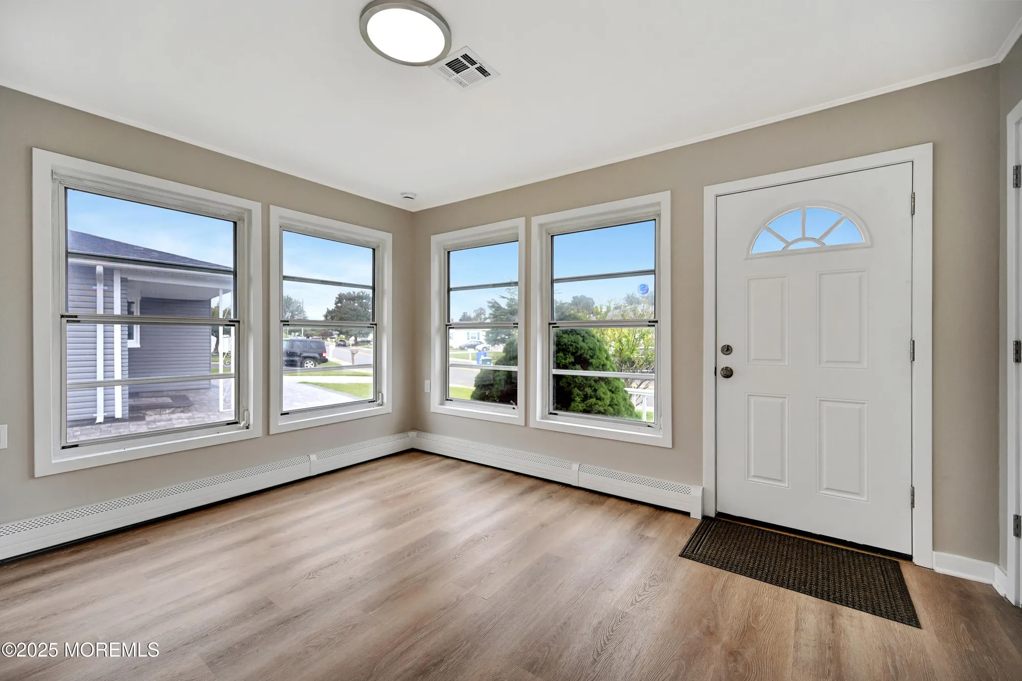 Property Slideshow image 4 of 31 | 343 barbados dr, Toms River, NJ, 08757