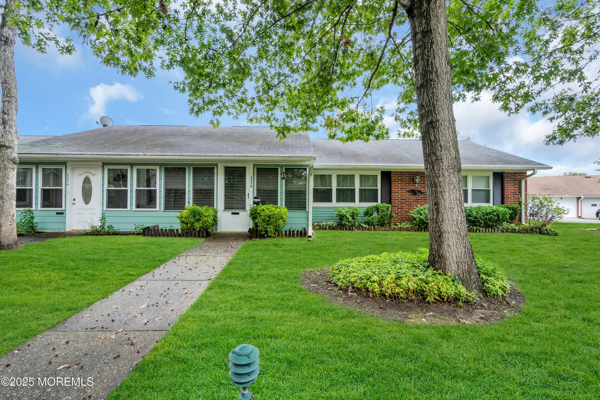 Property Slideshow image 1 of 15 | 232b buckingham ct b, Lakewood, NJ, 08701