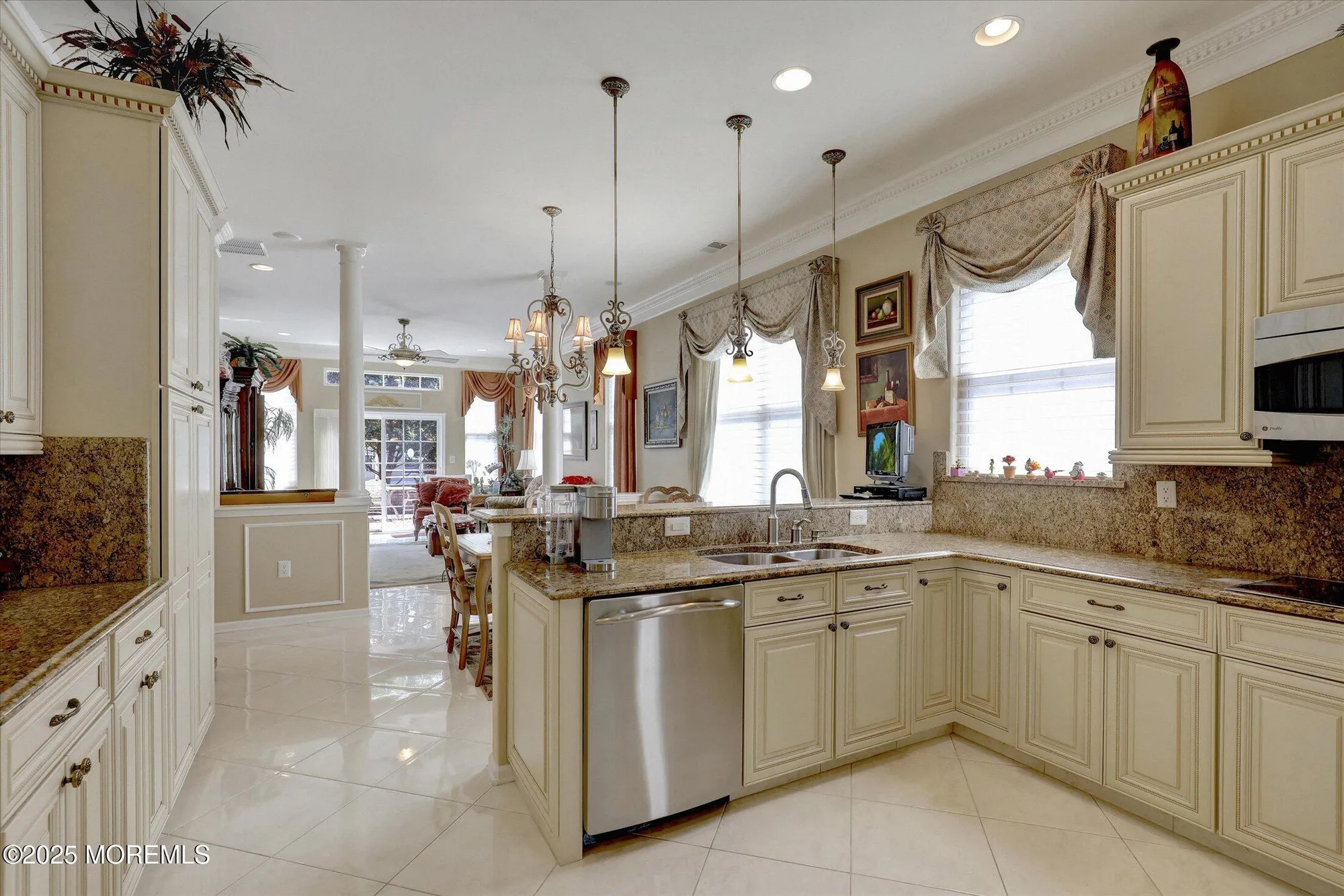 Property Slideshow image 7 of 53 | 57 carlisle dr, Jackson, NJ, 08527