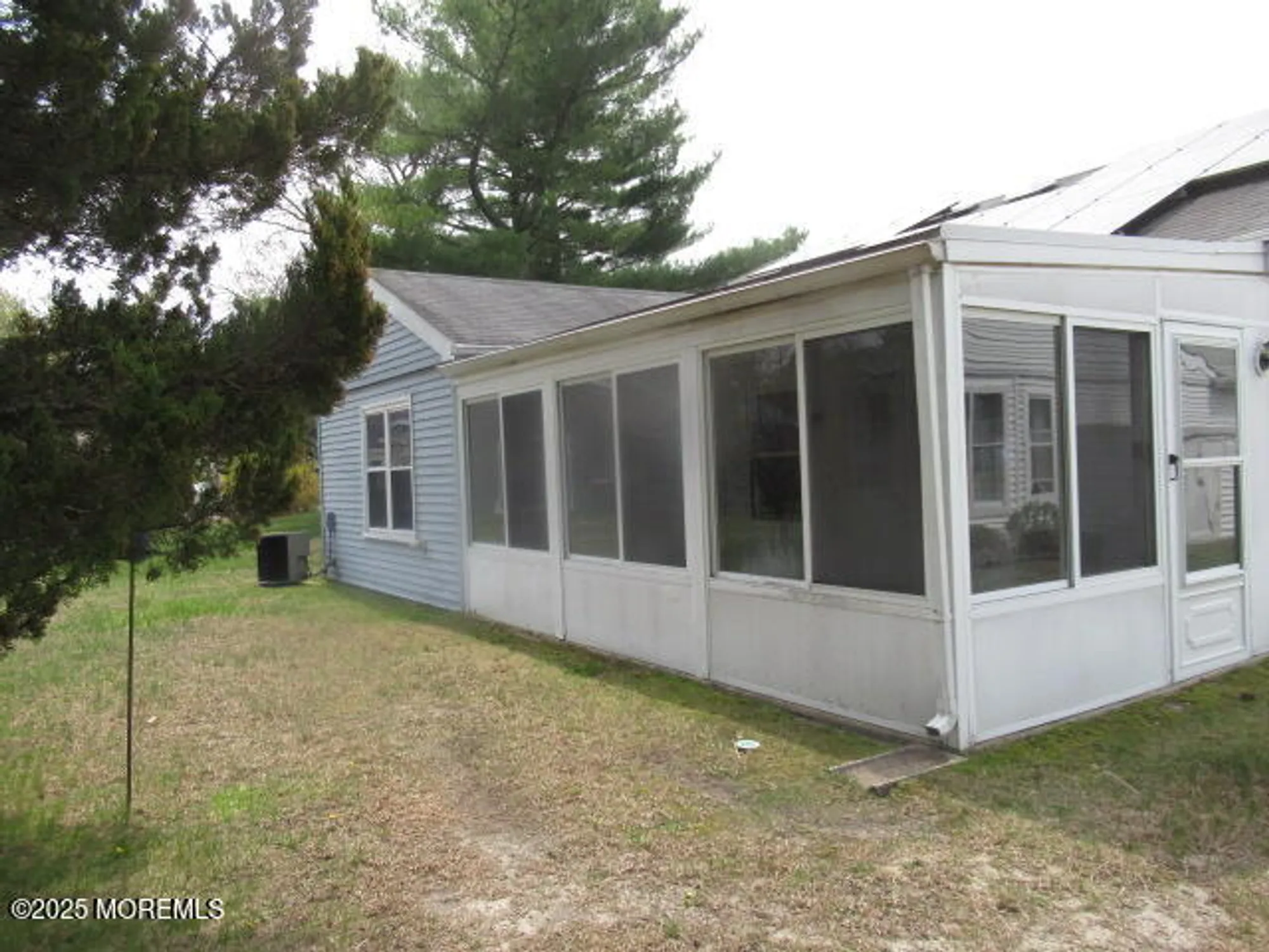 Property Slideshow image 12 of 14 | 10 dunstable rd, Southampton, NJ, 08088