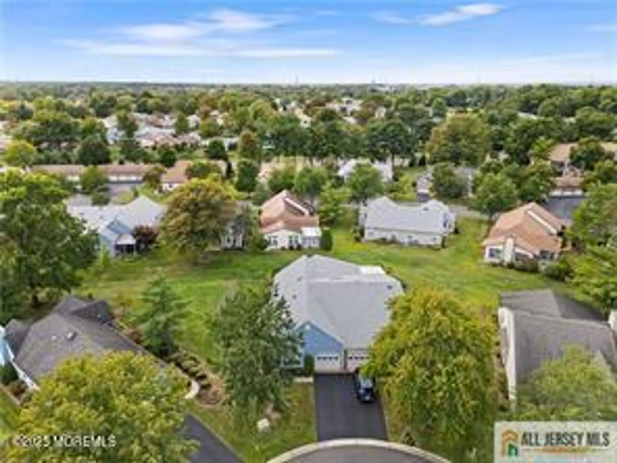 Property Slideshow image 12 of 12 | 16 alexander hamilton ct b, Monroe, NJ, 08831