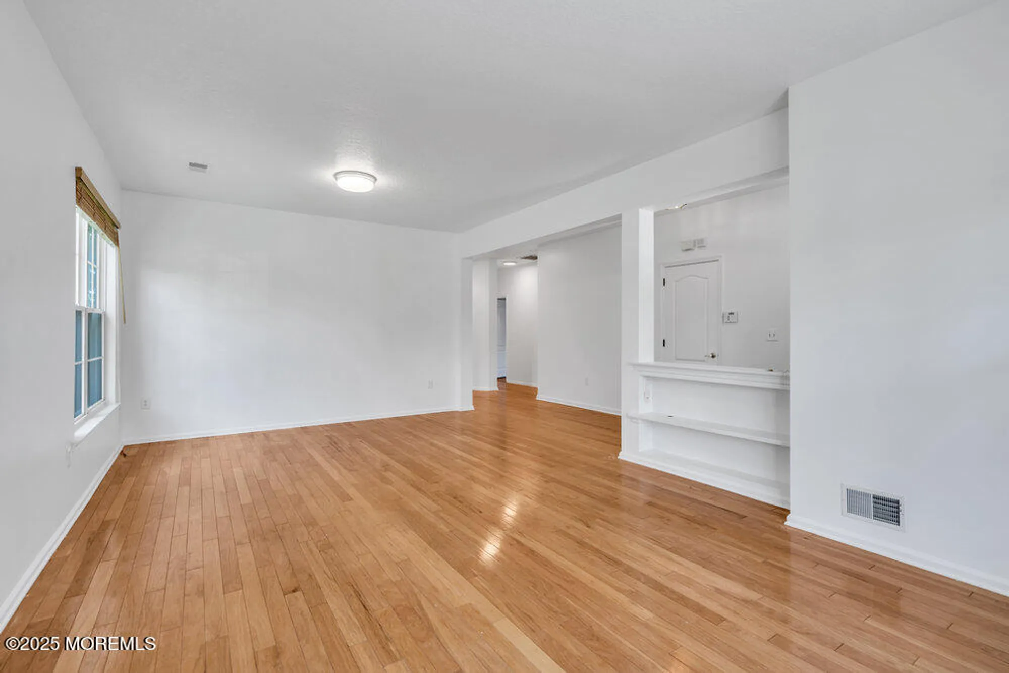 Property Slideshow image 15 of 26 | 18 evergreen springs dr, Lakewood, NJ, 08701