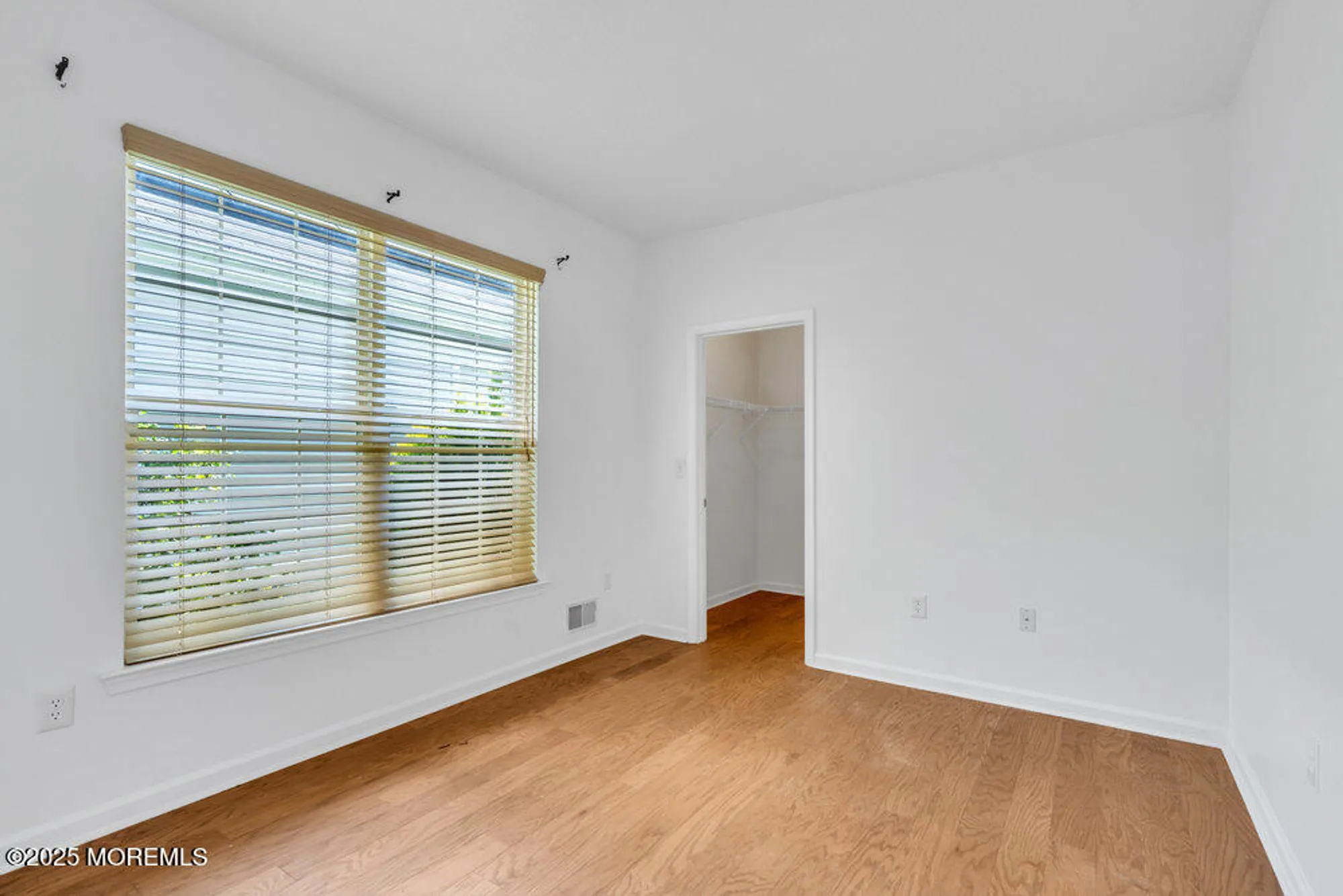 Property Slideshow image 16 of 26 | 18 evergreen springs dr, Lakewood, NJ, 08701