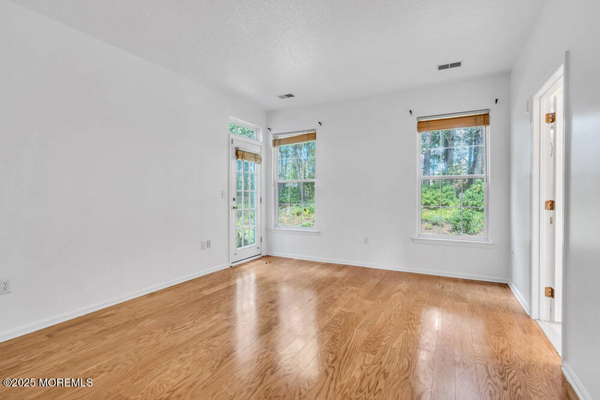 Property Slideshow image 20 of 26 | 18 evergreen springs dr, Lakewood, NJ, 08701