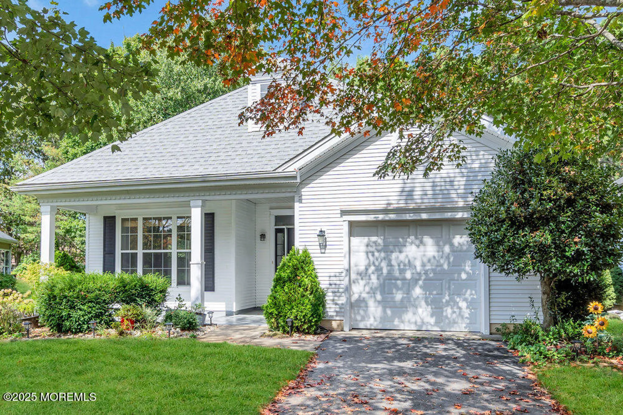 Property Slideshow image 6 of 26 | 18 evergreen springs dr, Lakewood, NJ, 08701