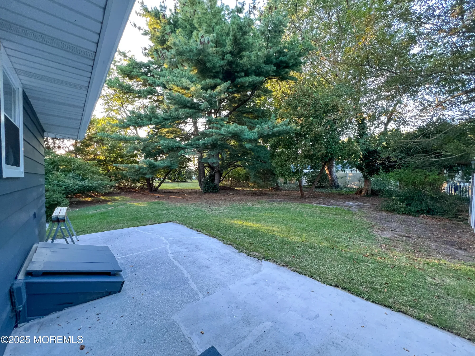 Property Slideshow image 4 of 18 | 16 catskill ct, Toms River, NJ, 08753