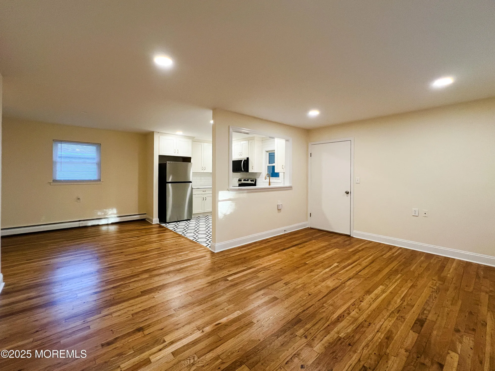 Property Slideshow image 9 of 18 | 16 catskill ct, Toms River, NJ, 08753
