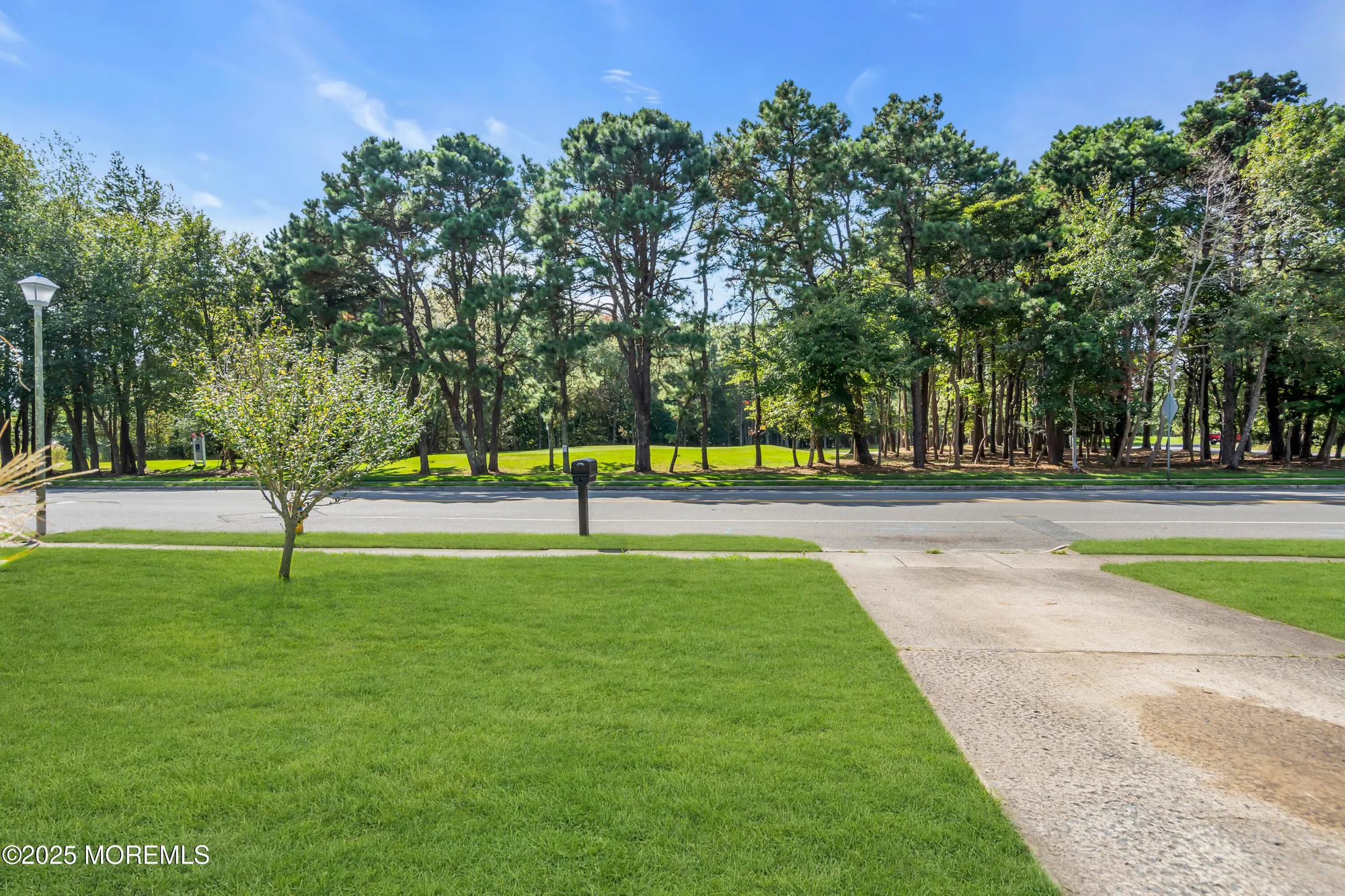 Property Slideshow image 34 of 41 | 23 lions head blvd, Brick, NJ, 08723