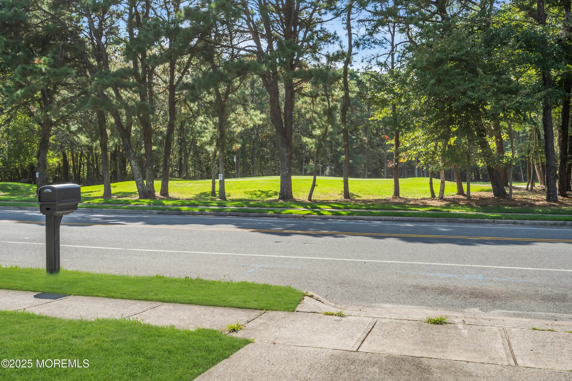 Property Slideshow image 35 of 41 | 23 lions head blvd, Brick, NJ, 08723