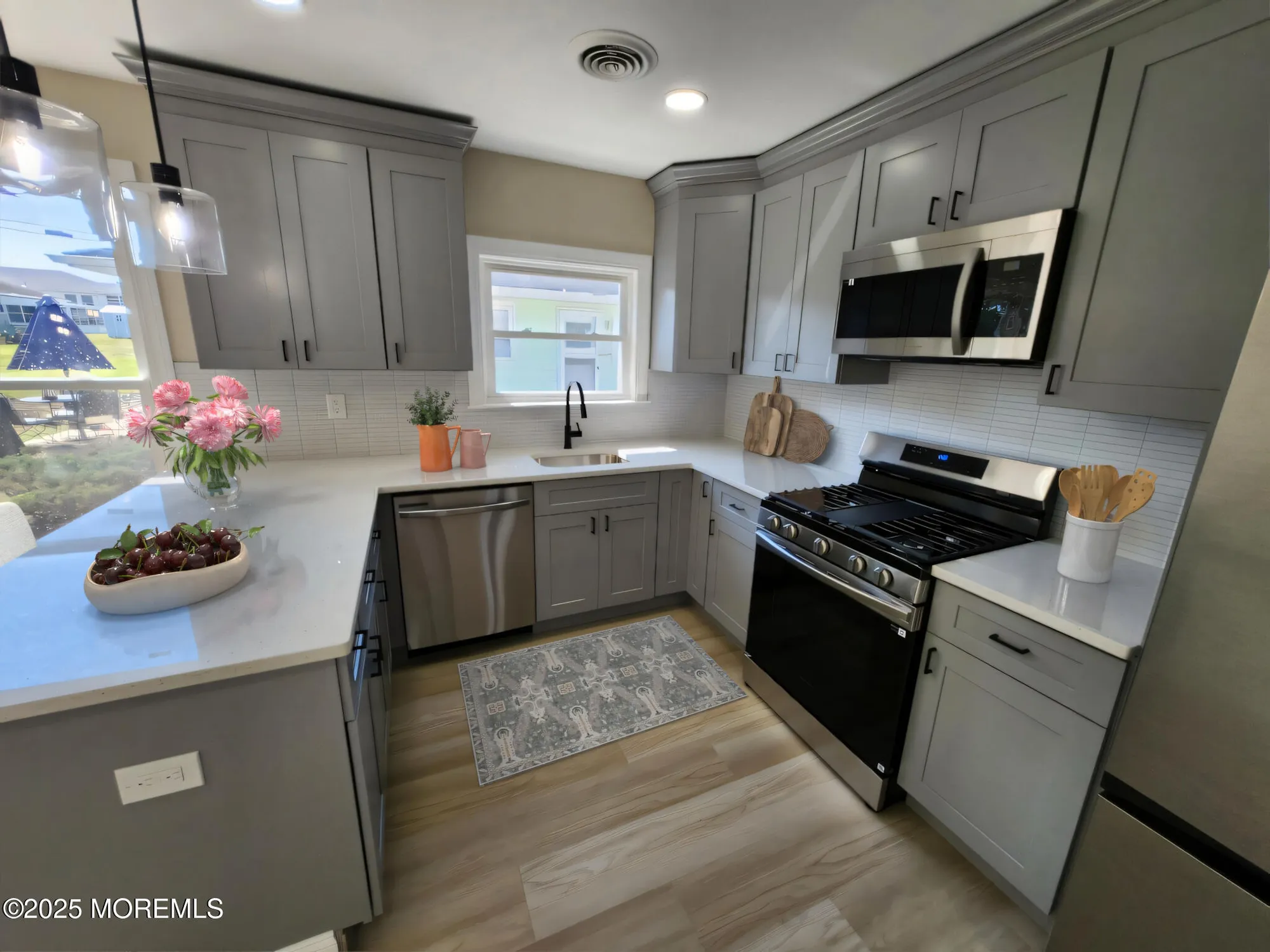 Property Slideshow image 4 of 26 | 696 jamaica blvd, Toms River, NJ, 08757