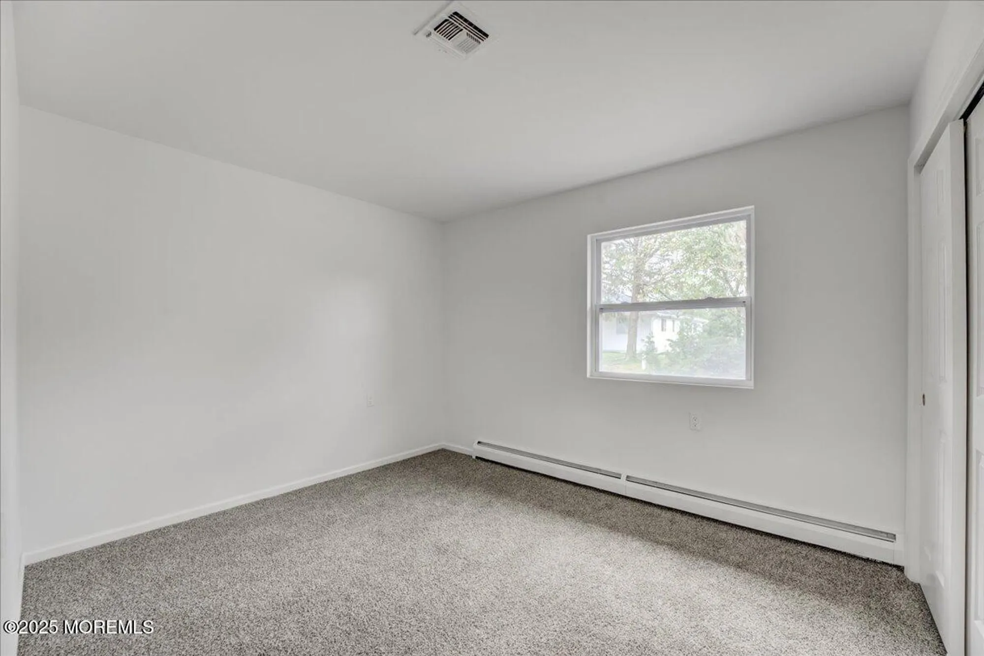 Property Slideshow image 13 of 18 | 7 frederiksted st, Toms River, NJ, 08757