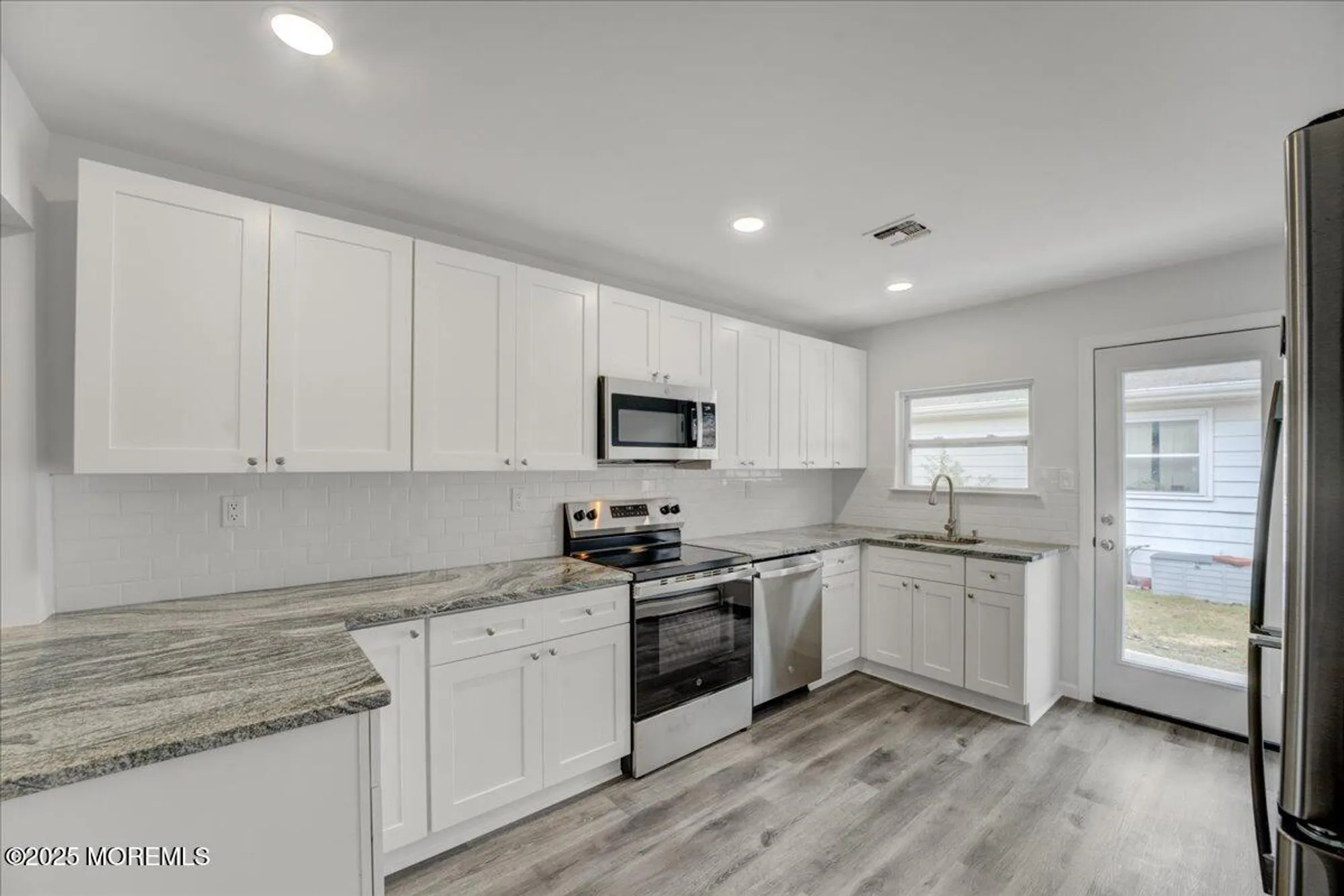 Property Slideshow image 9 of 18 | 7 frederiksted st, Toms River, NJ, 08757