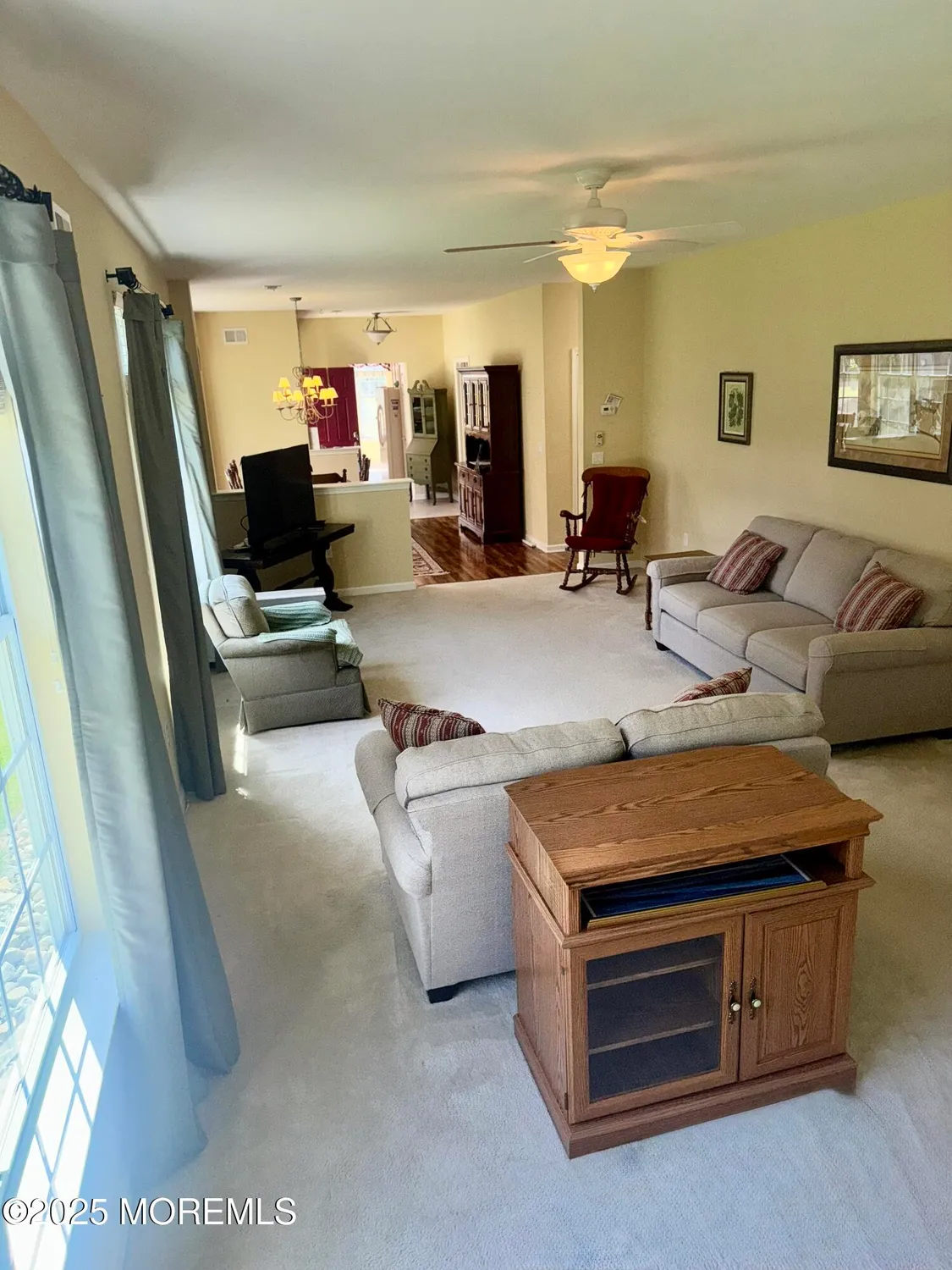 Property Slideshow image 9 of 28 | 607 timberline ln, Manchester, NJ, 08759