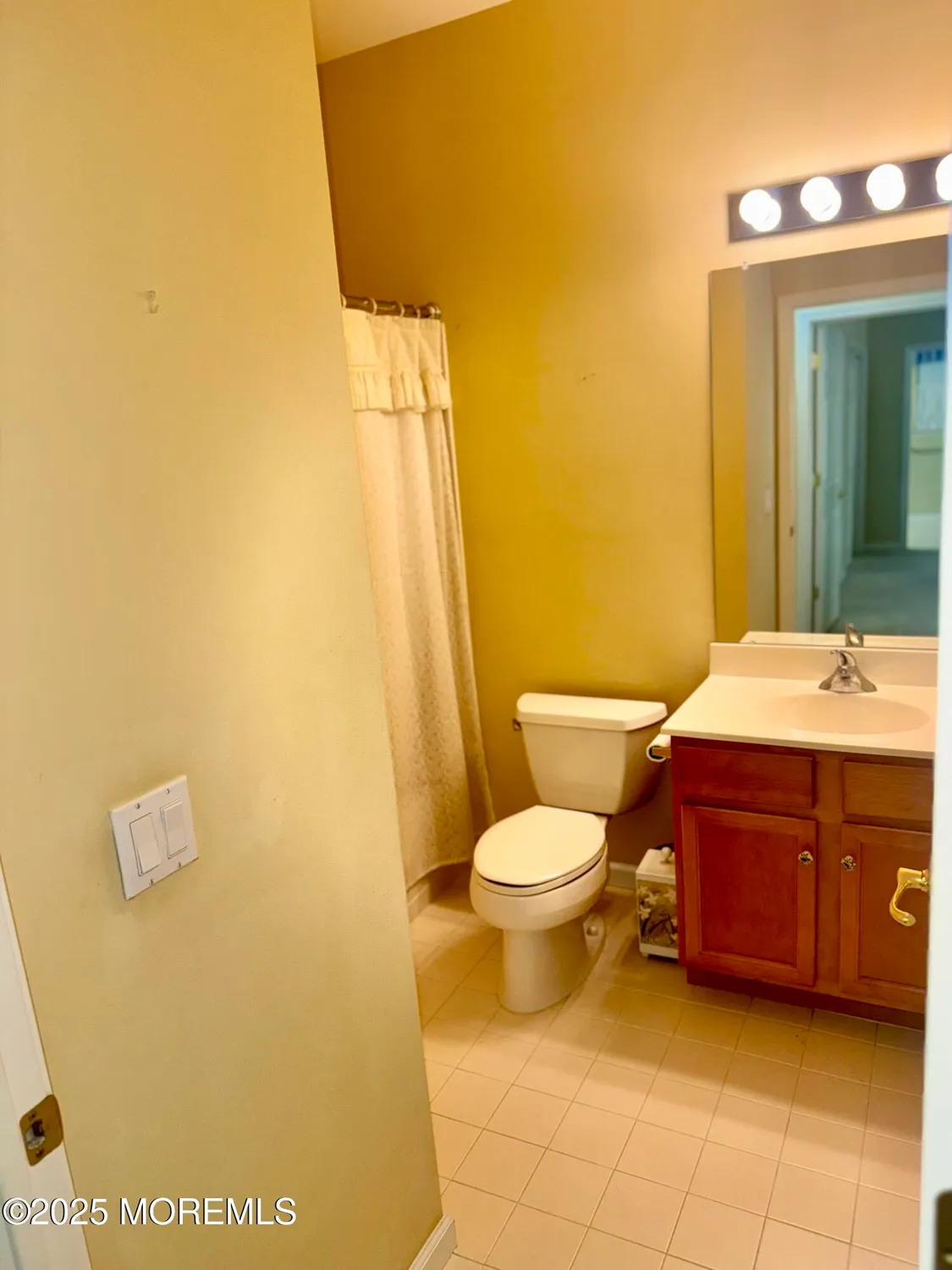 Property Slideshow image 11 of 28 | 607 timberline ln, Manchester, NJ, 08759